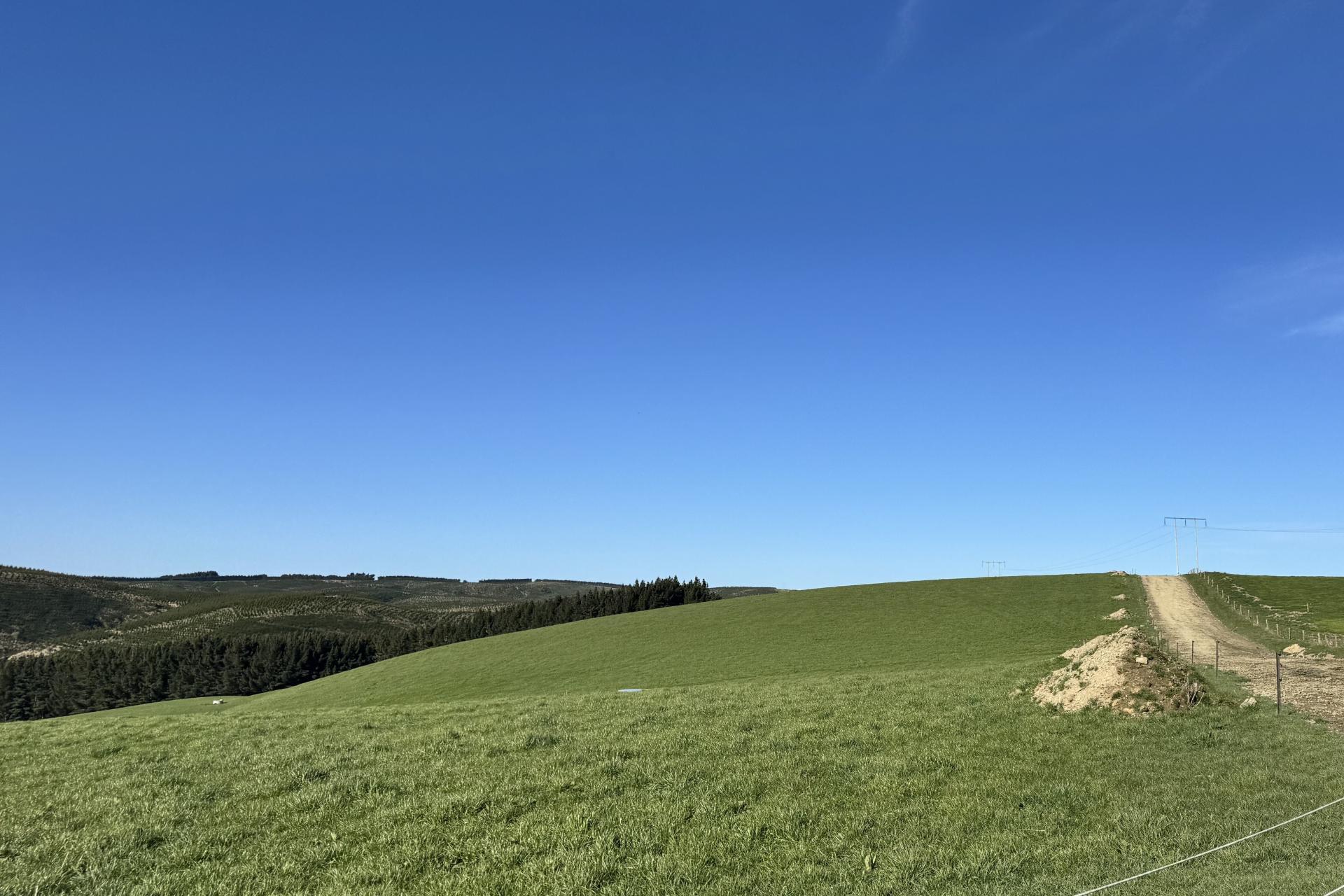 Hillend Road and Falla Burn Road, Hillend