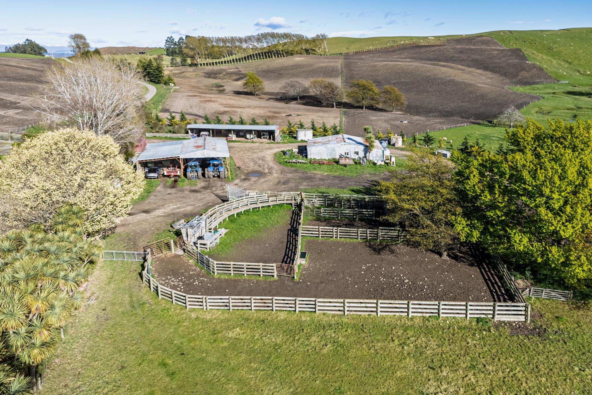 463 Dog Kennel Road, Ikawai
