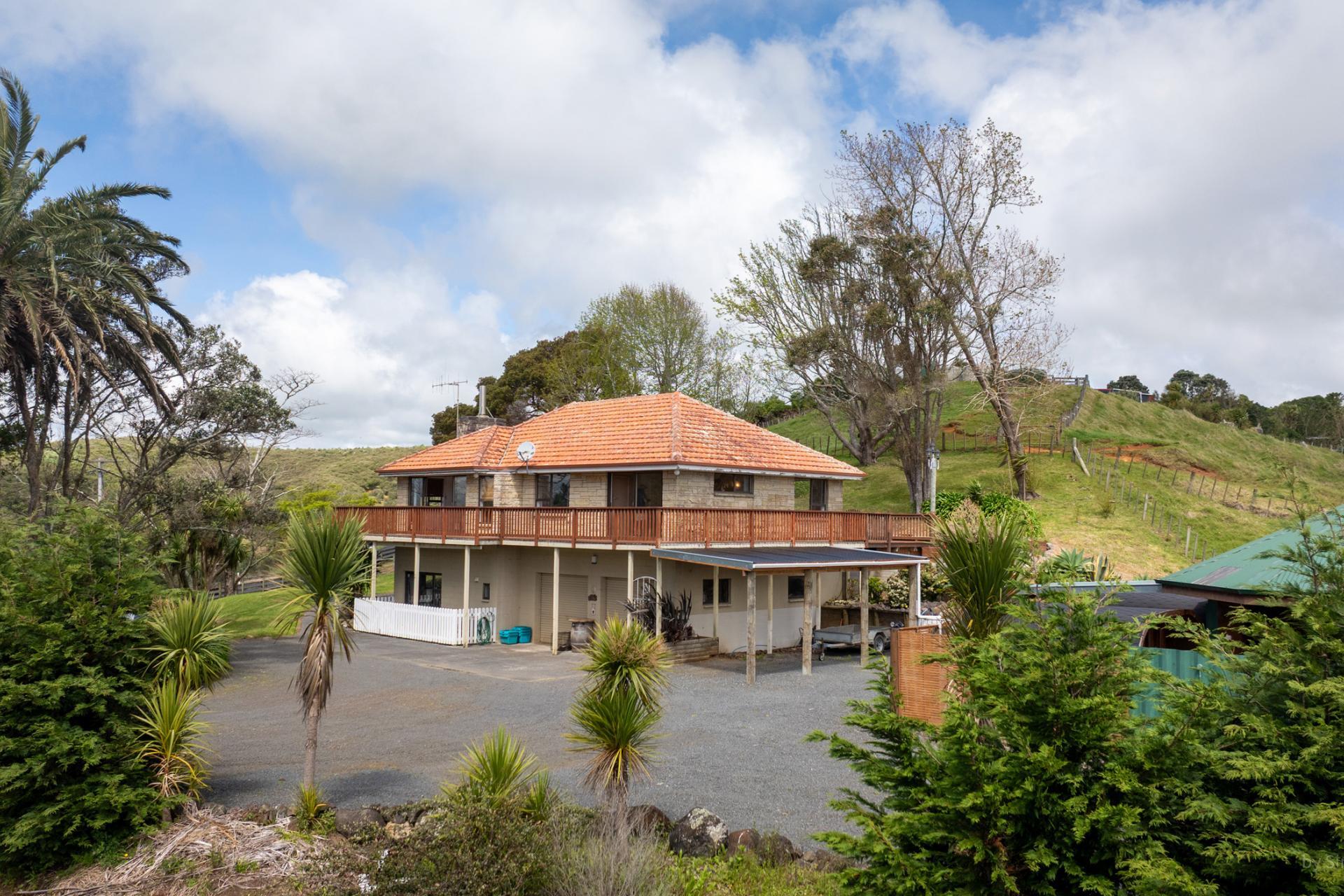 4 Maungatawhiri Road, Raglan