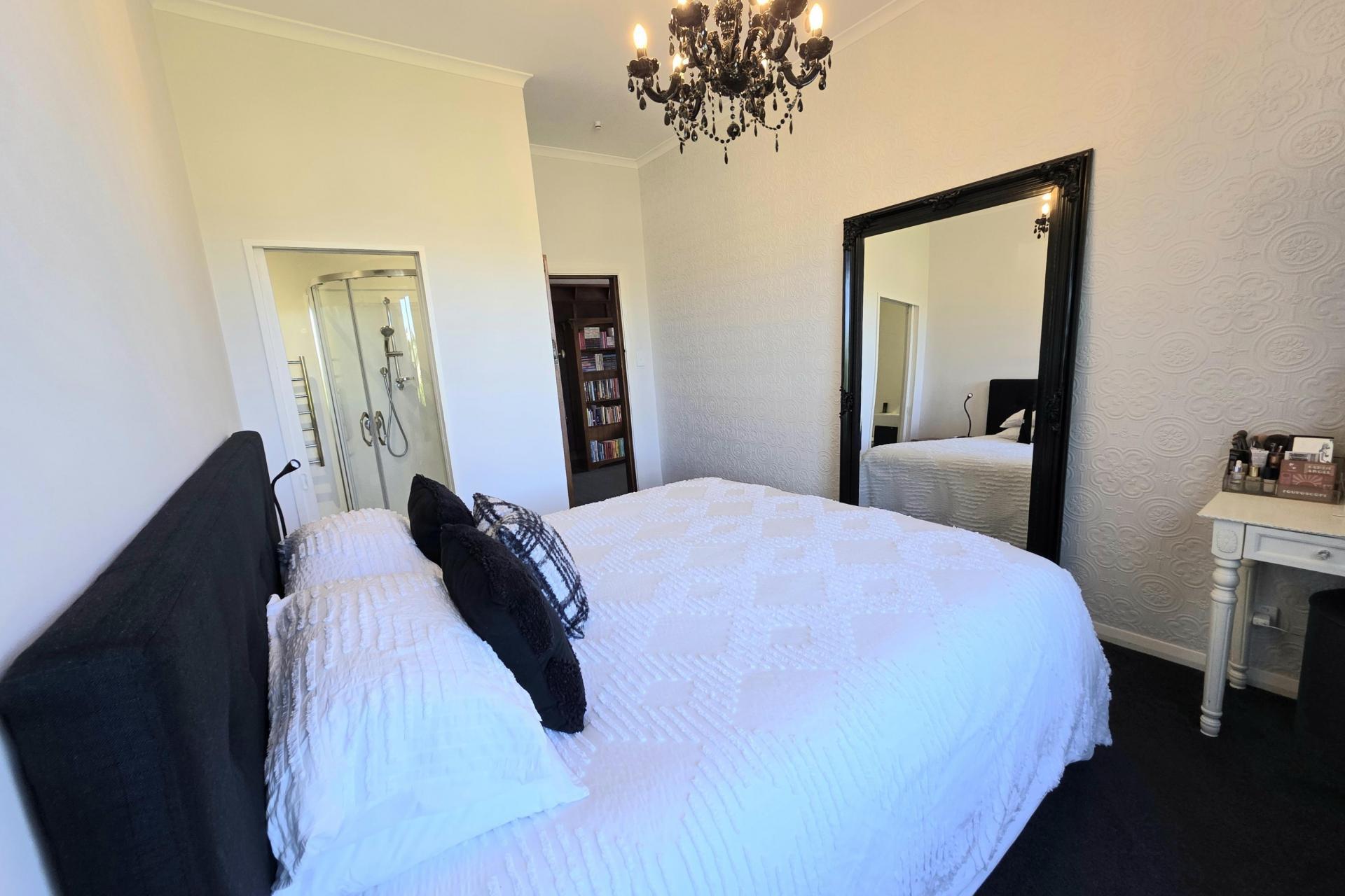 10 Test Street, South Hill