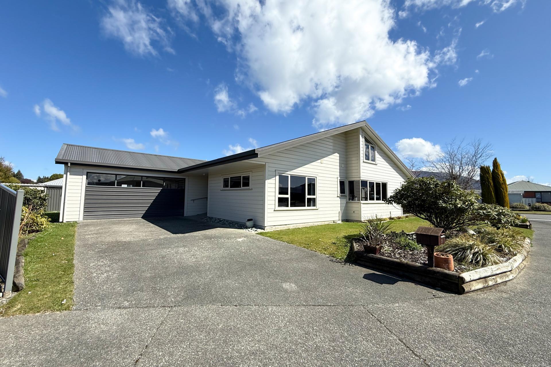 30 Govan Drive, Te Anau