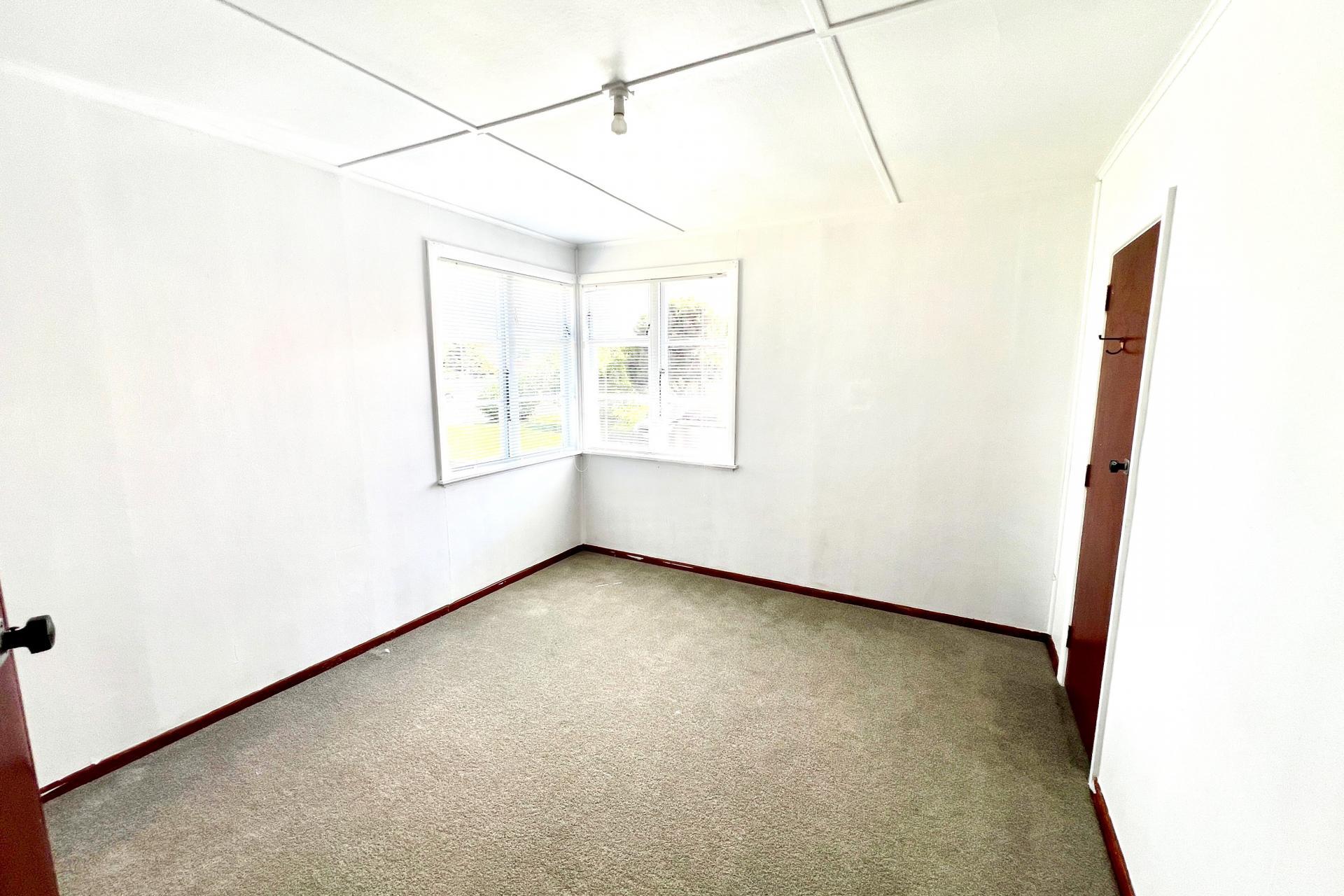 8 Victor Street, Dannevirke