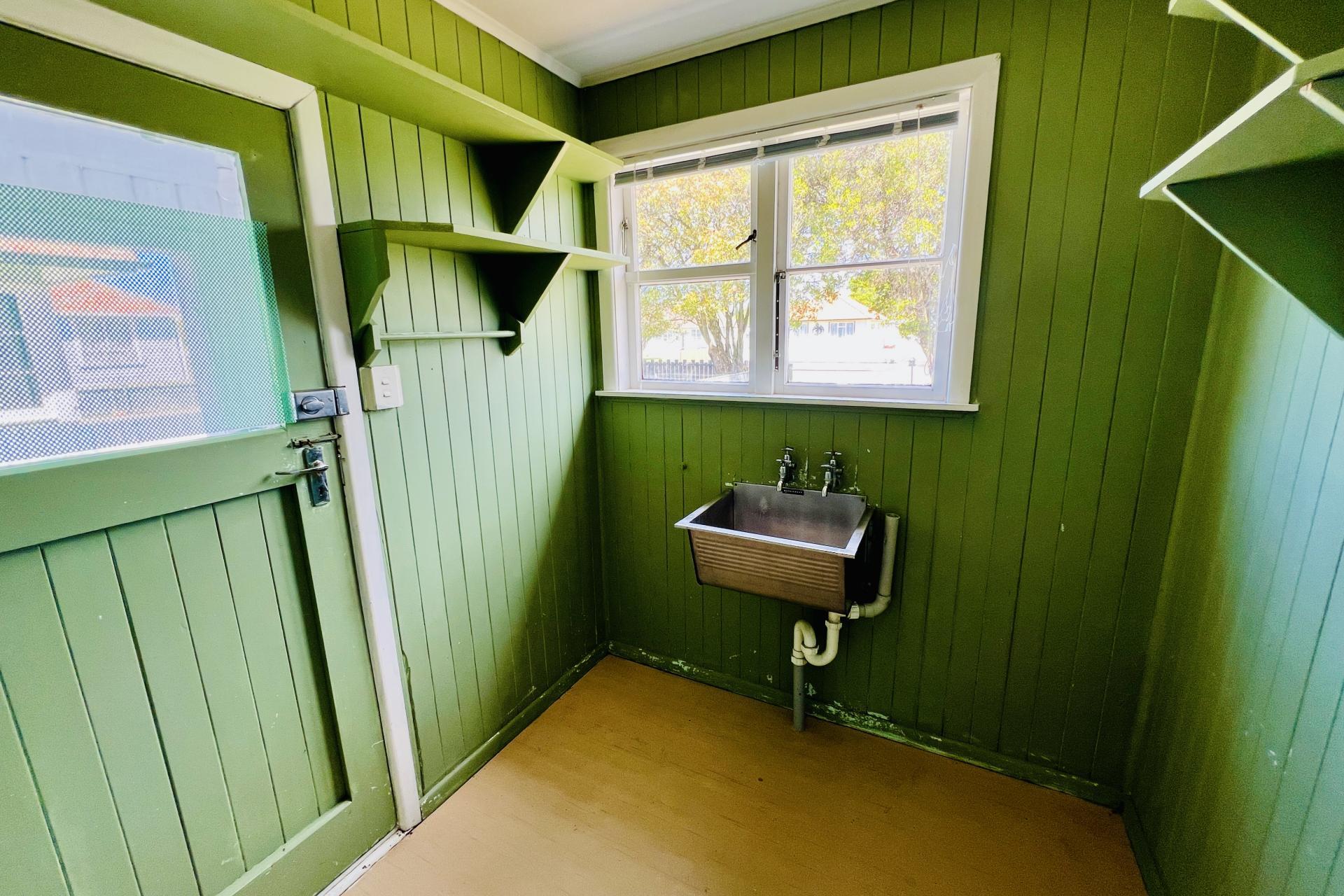 8 Victor Street, Dannevirke