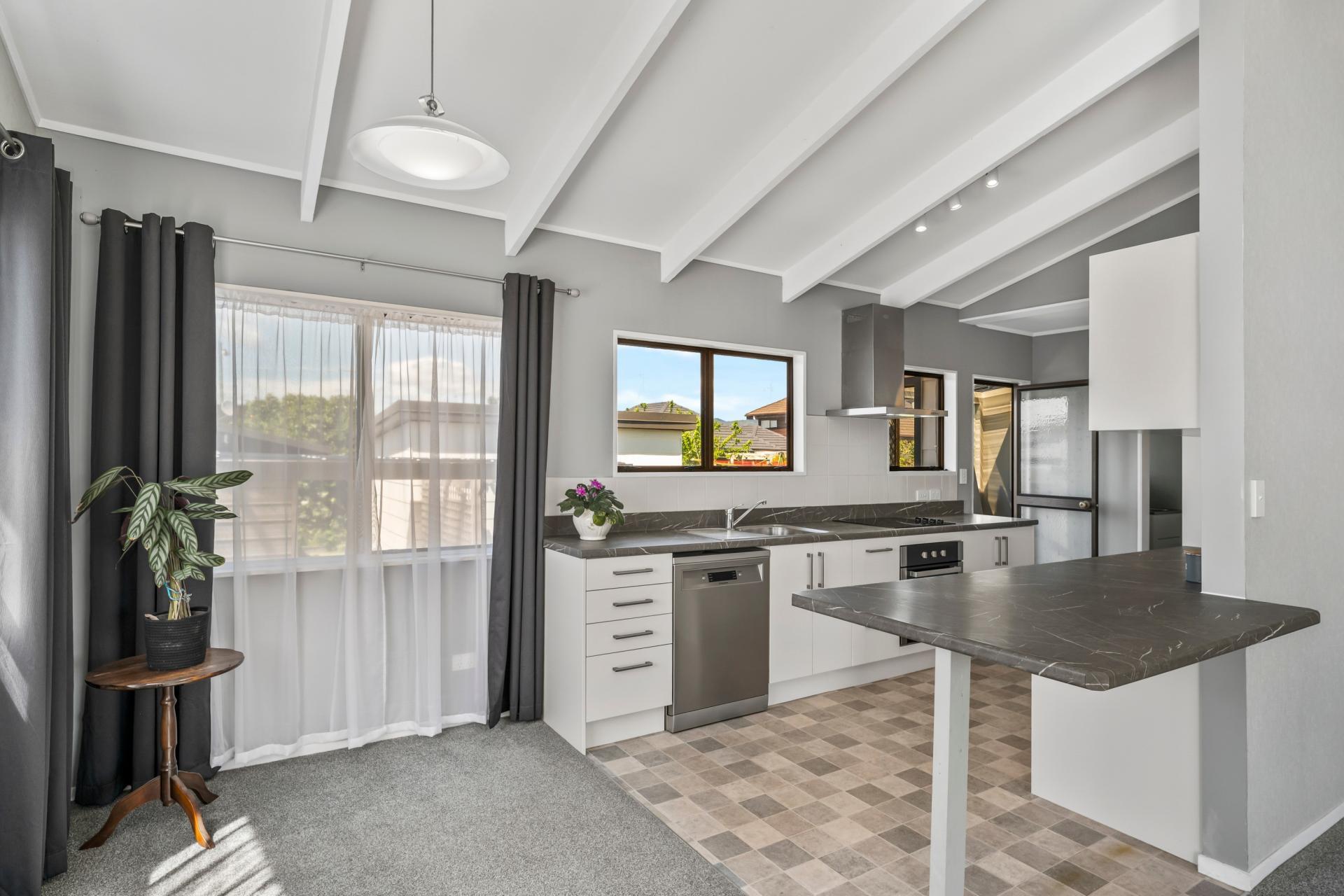 10 Kea Street, Katikati