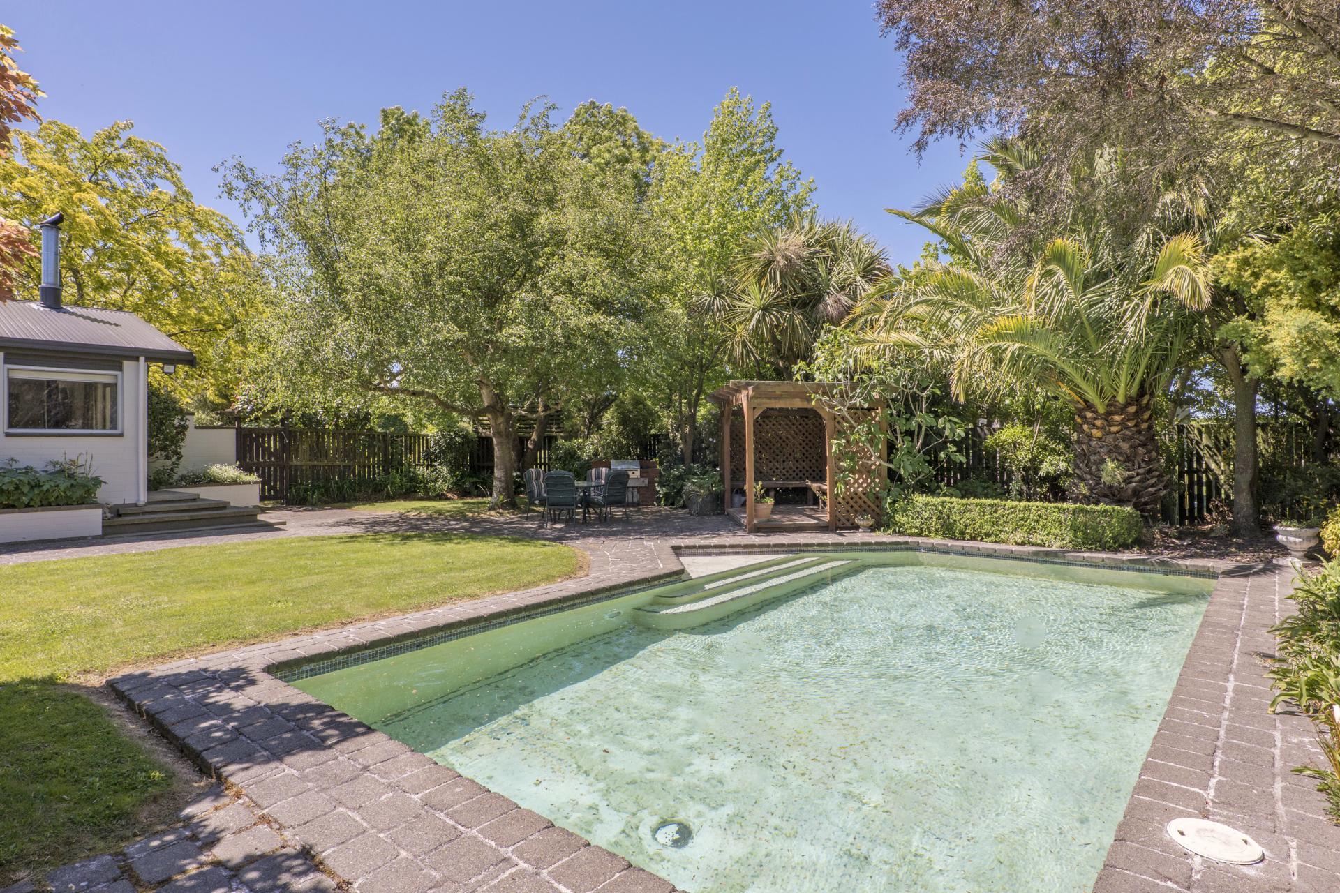 13 Dixons Road, Ashley