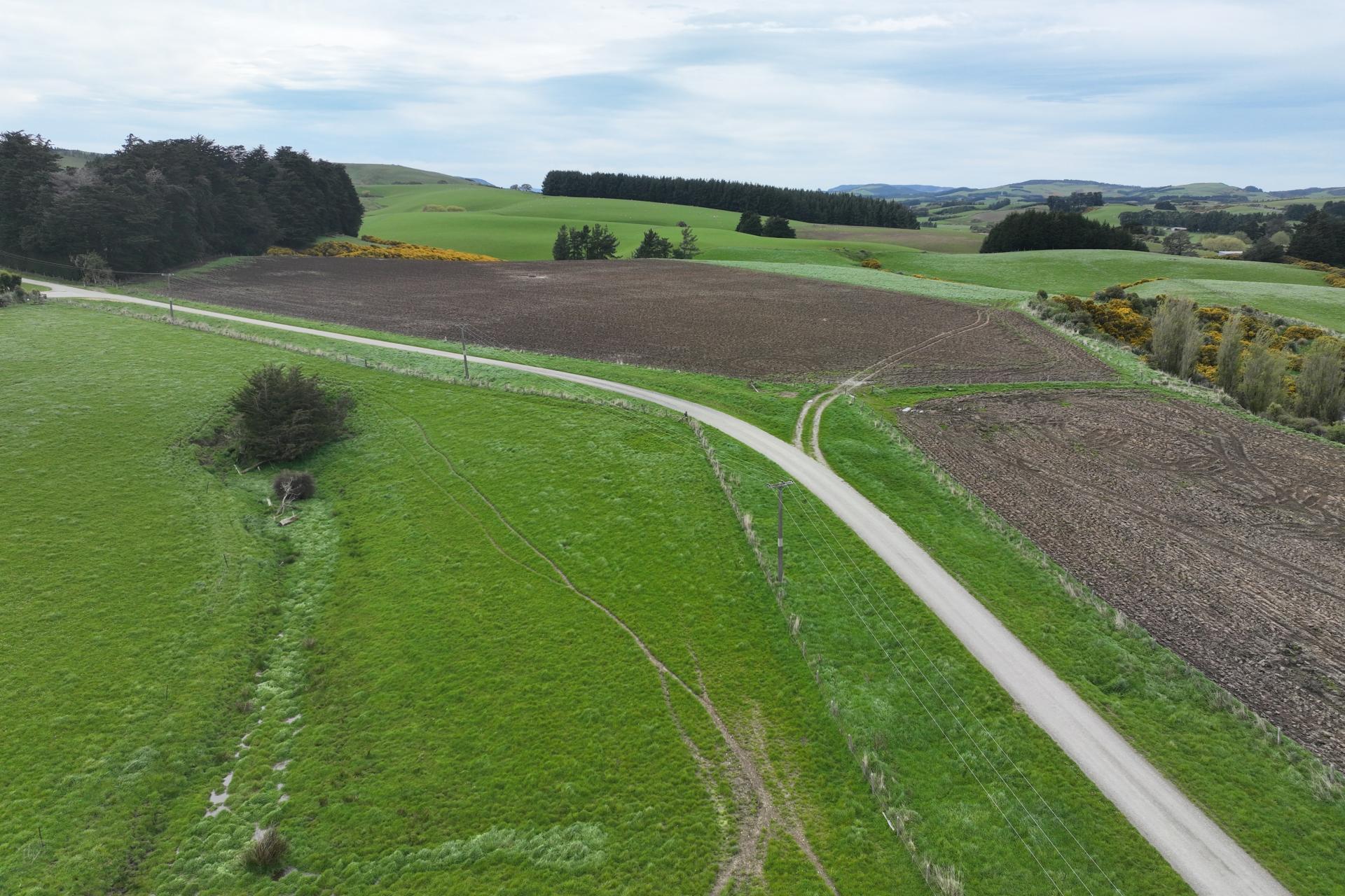 75 + 100 Crighton Road, Waimahaka