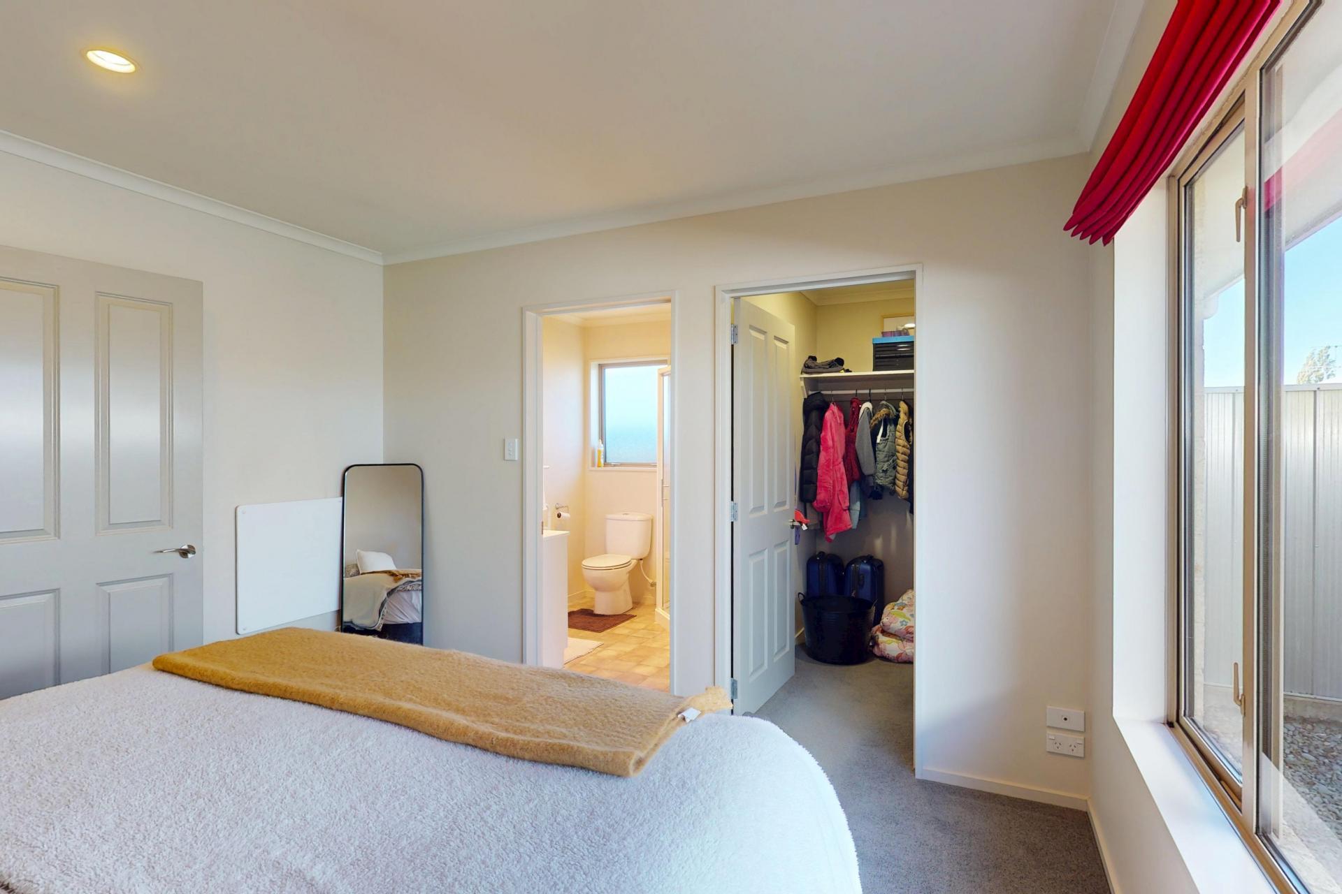 6a Oxford Street, Hampstead