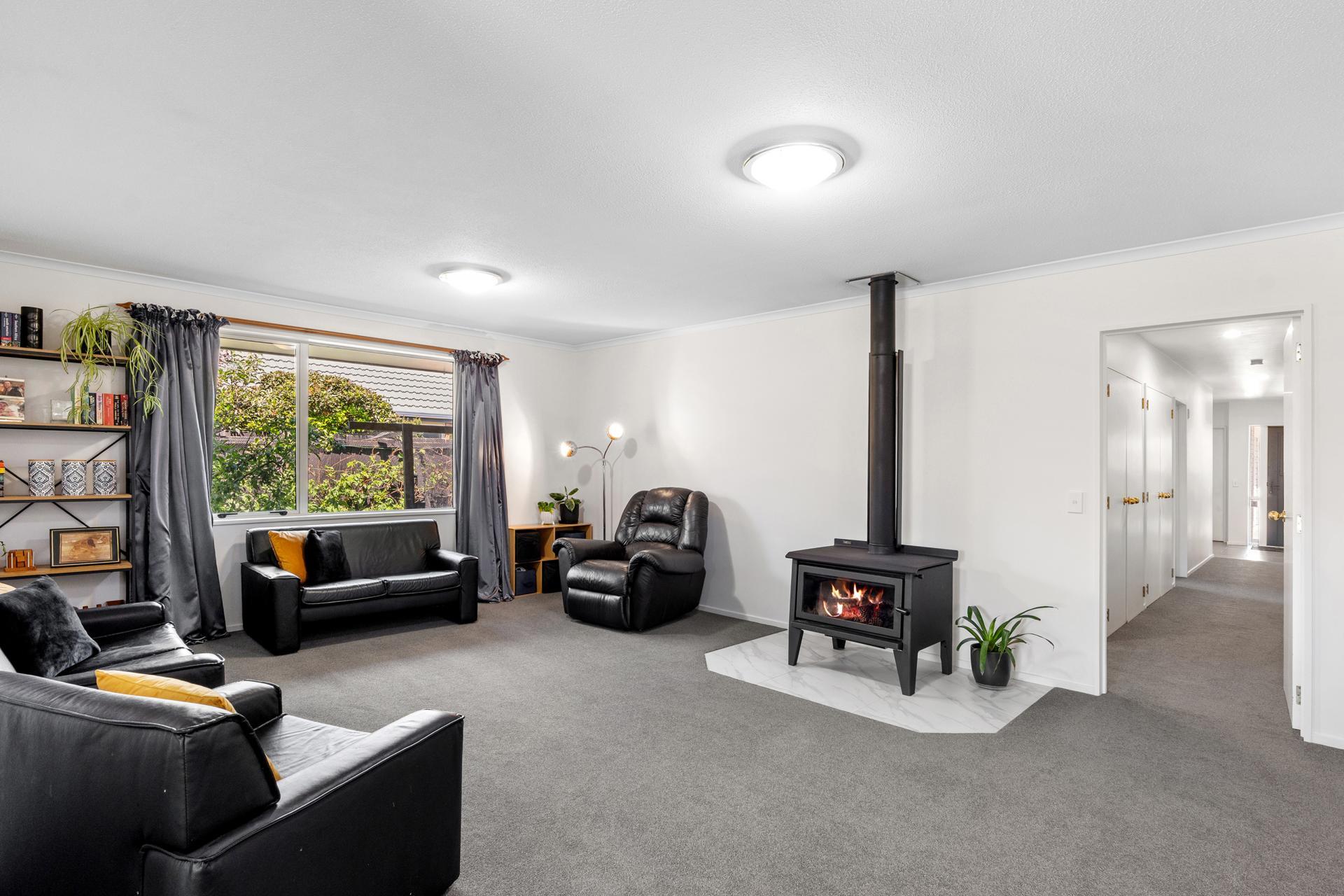 42 Welsford Street, Woodend