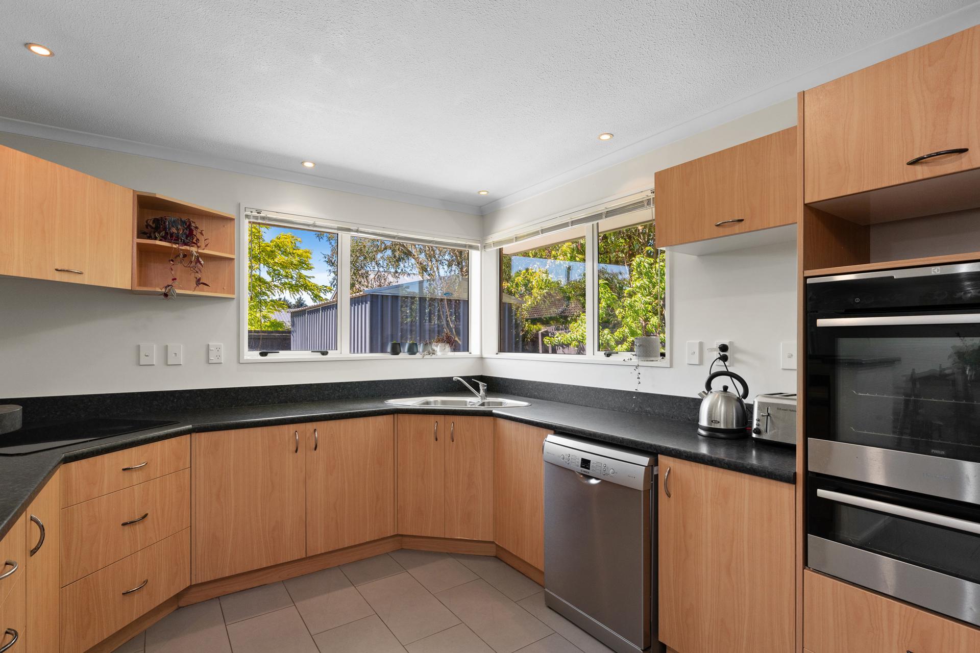 42 Welsford Street, Woodend