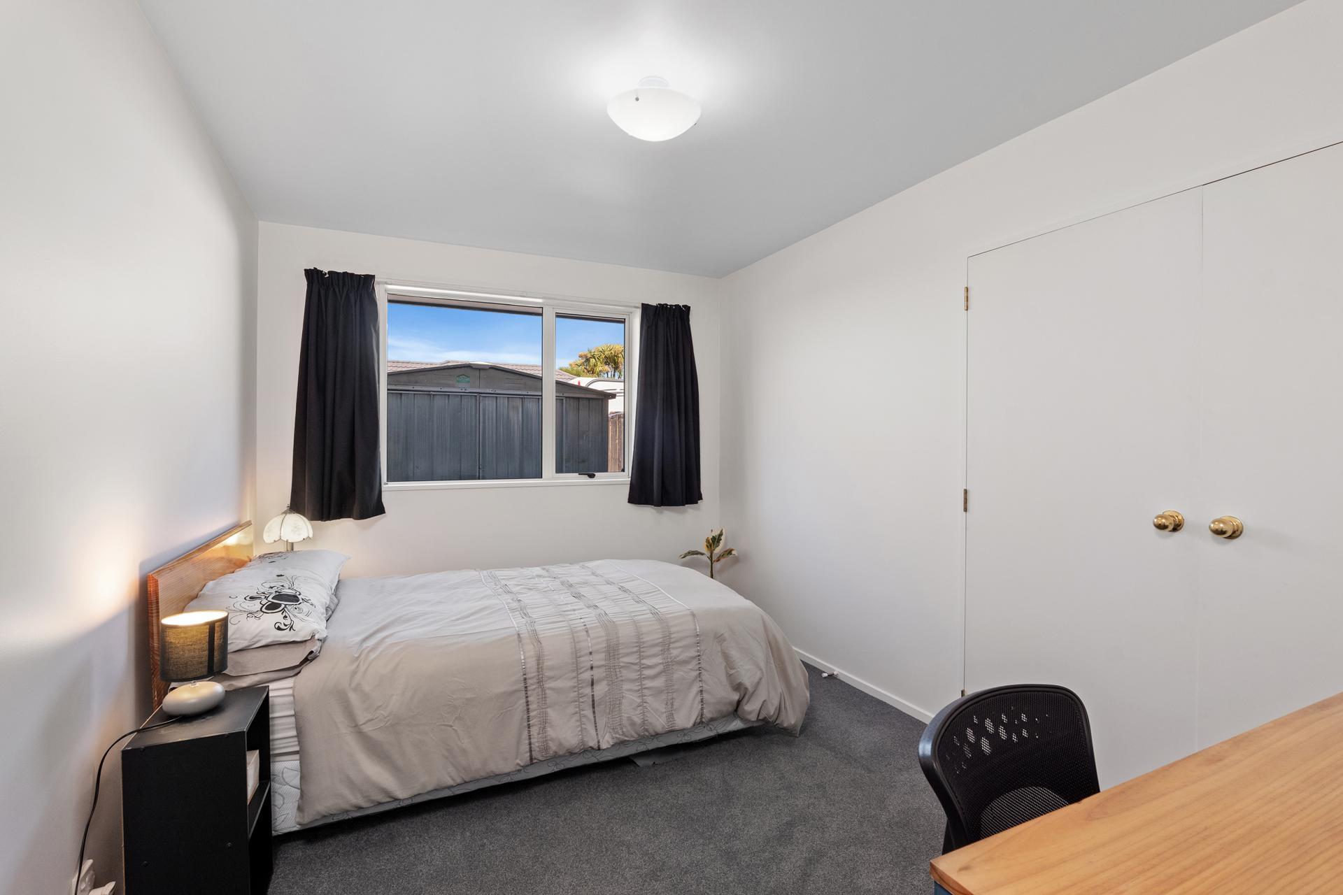 42 Welsford Street, Woodend