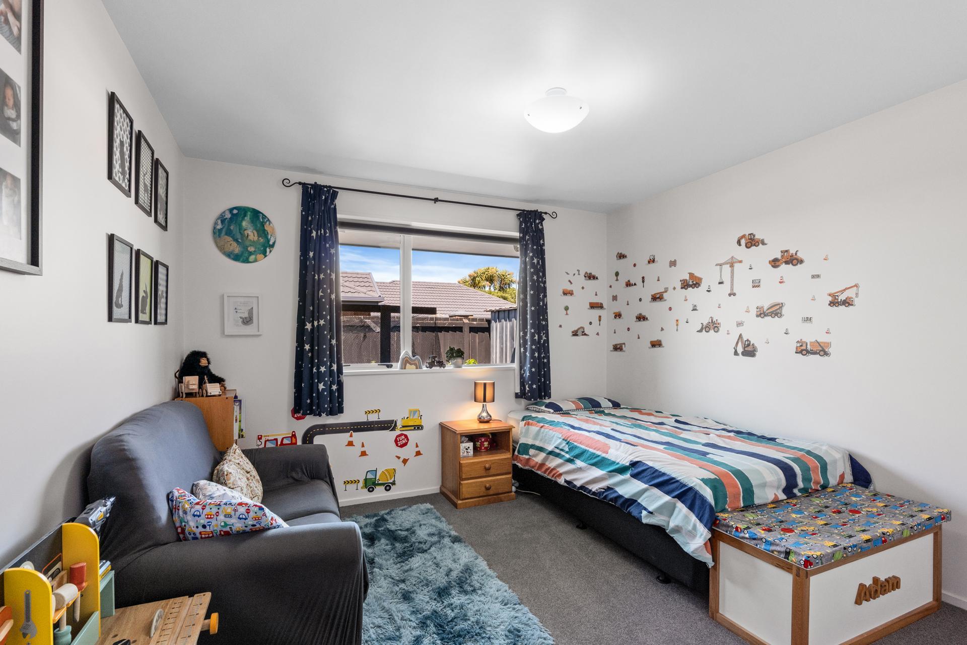 42 Welsford Street, Woodend