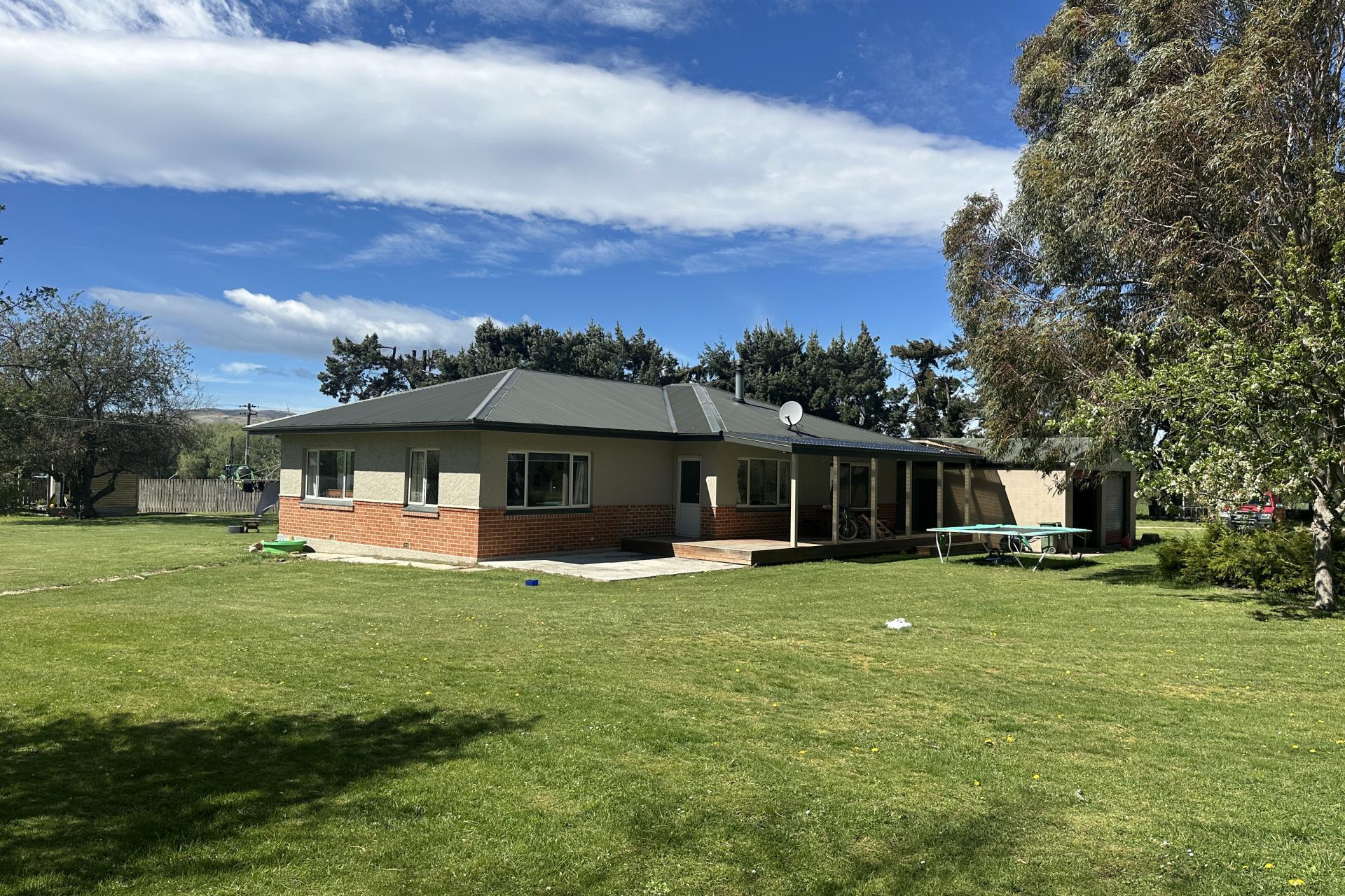 387 Kyeburn-Hyde Road and Preston Road, Kyeburn