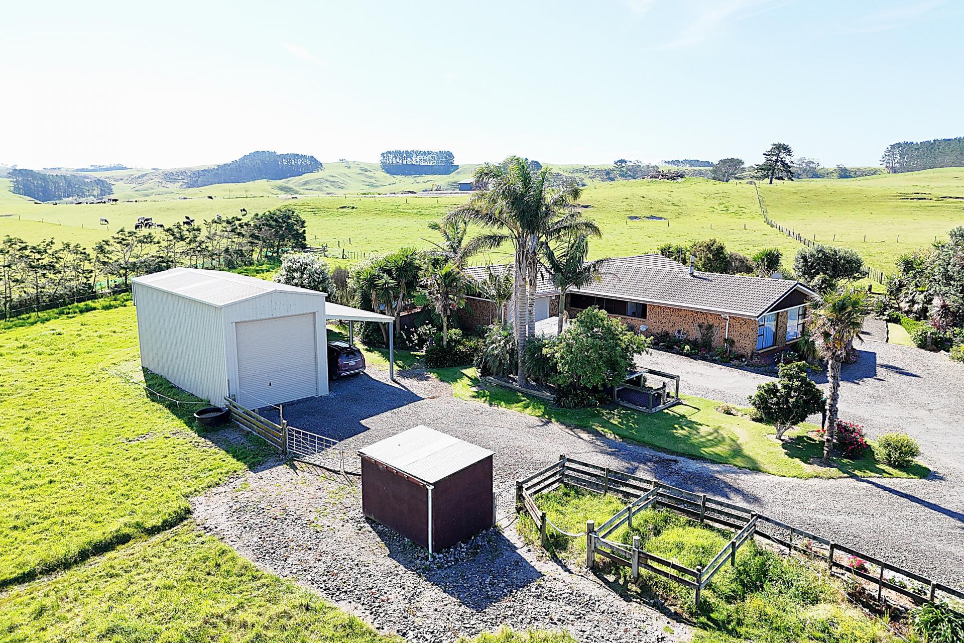 242 Baylys Coast Road, Dargaville