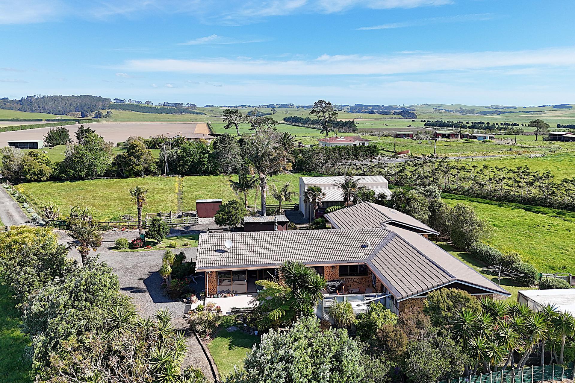 242 Baylys Coast Road, Dargaville