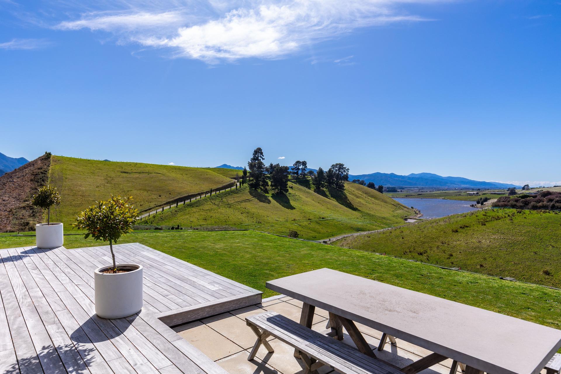 466 Delta Lake Heights, Renwick