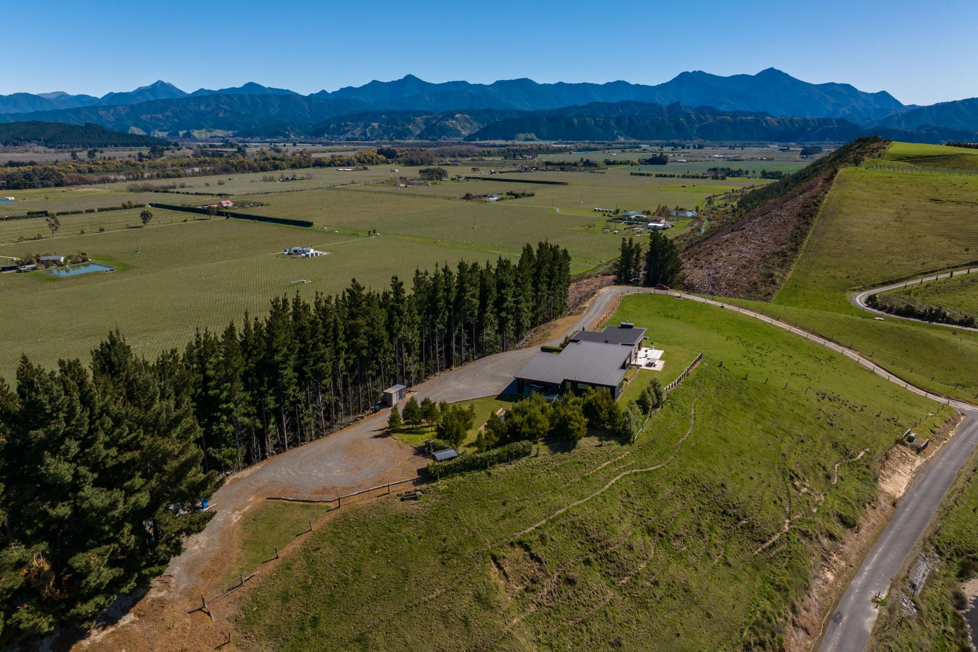 466 Delta Lake Heights, Renwick