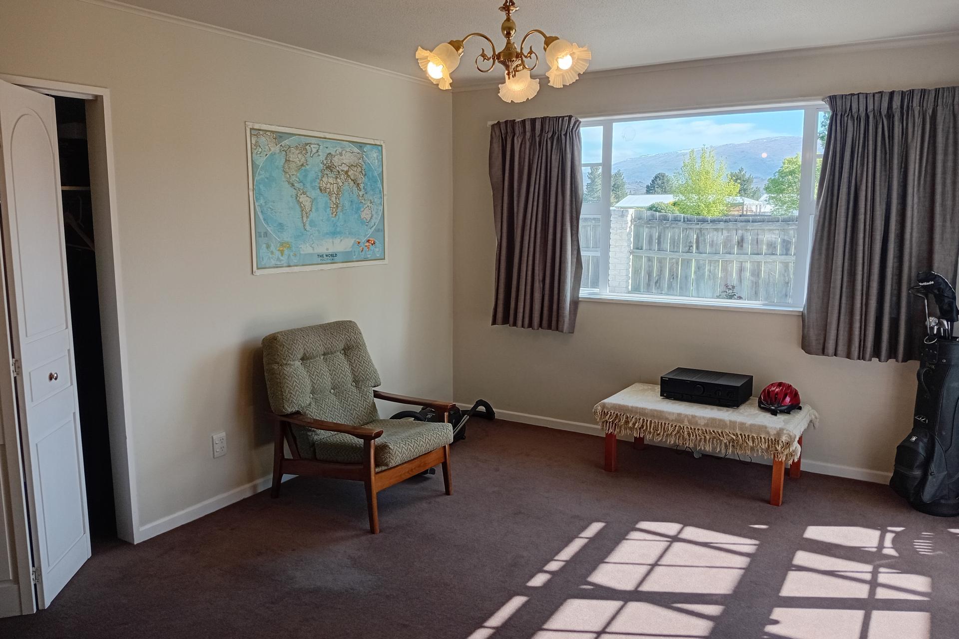 2 Waldron Place, Clyde