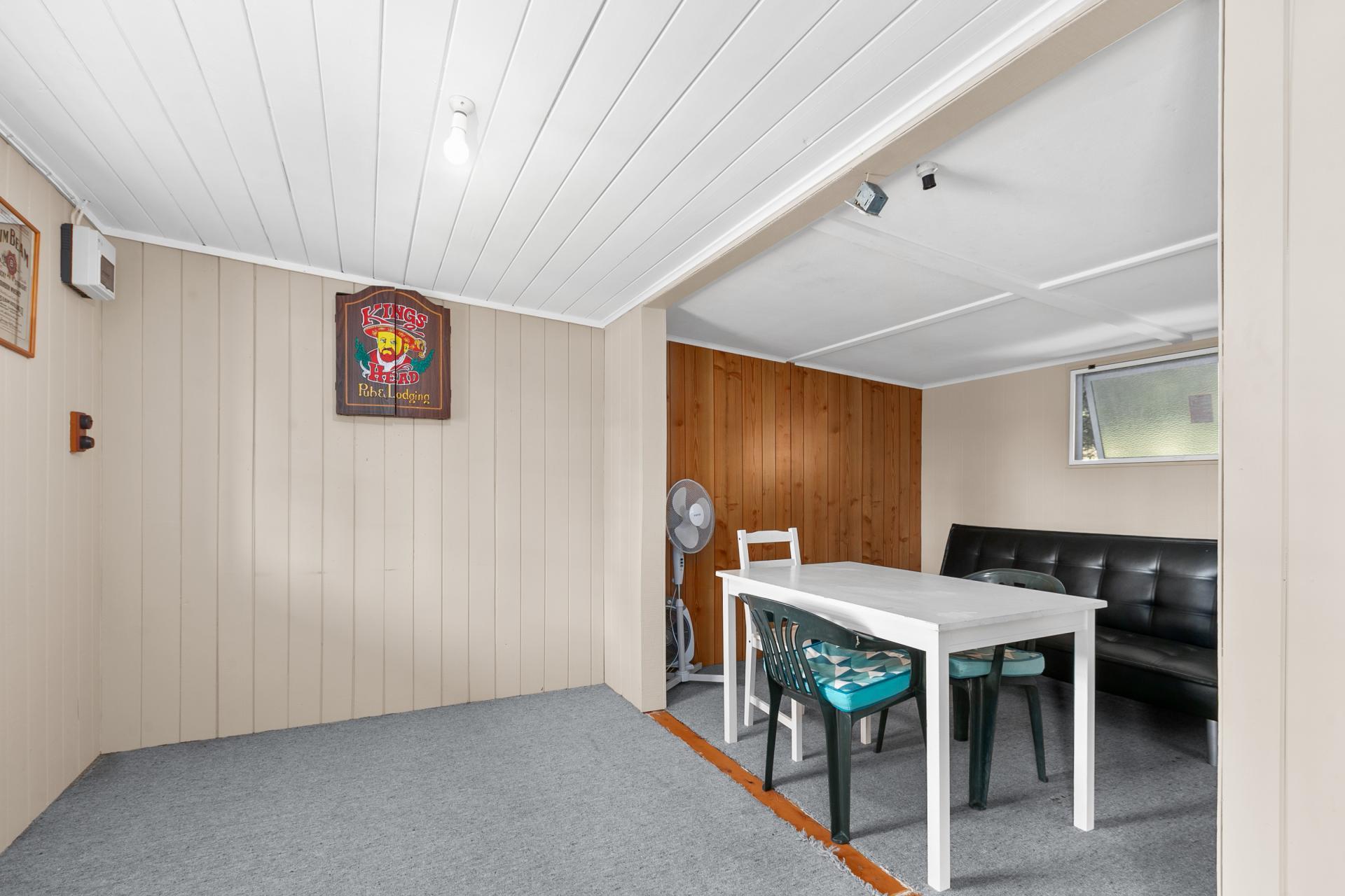 344 Lake Station Road, Wanstead