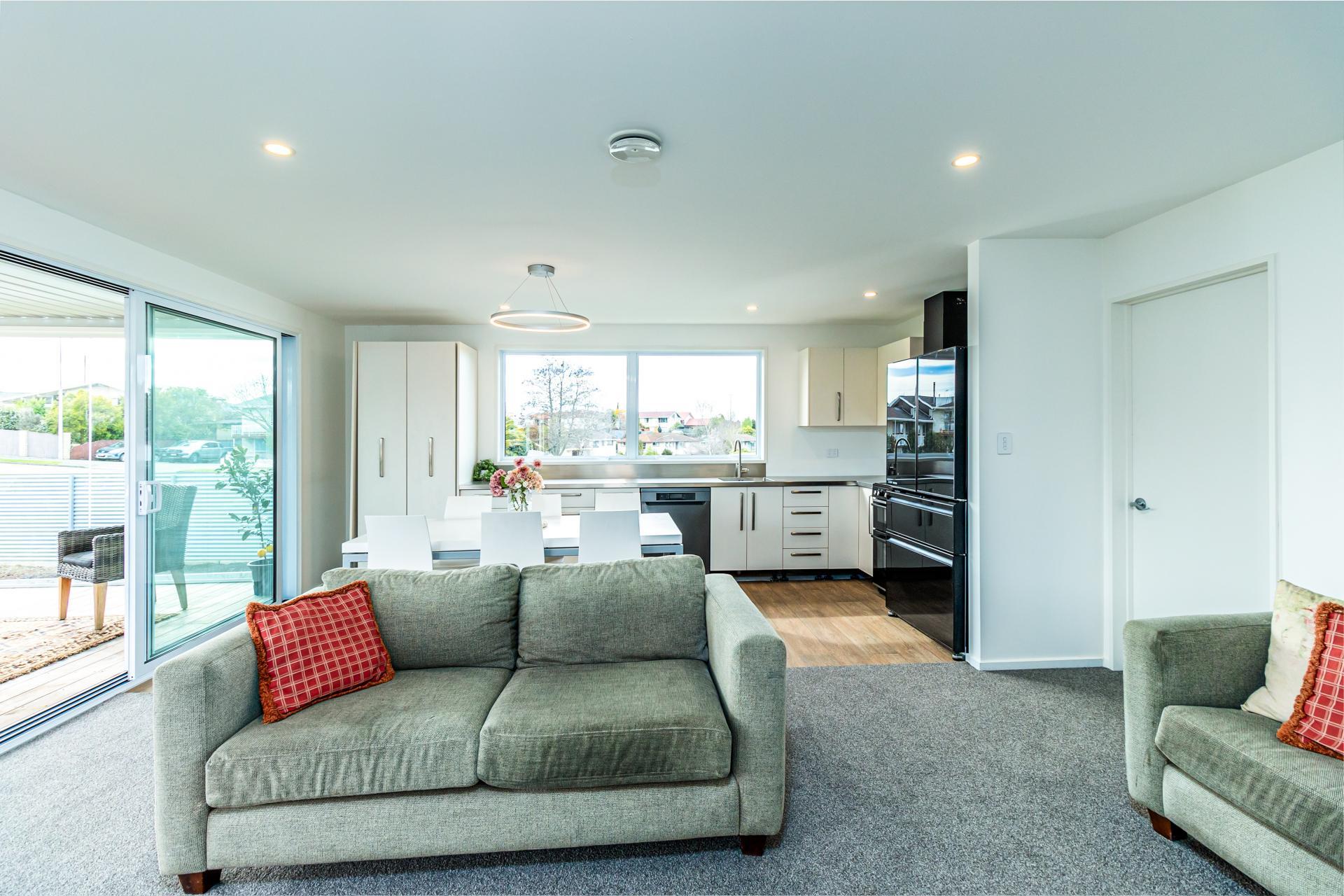 1 Cardiff Street, Marchwiel