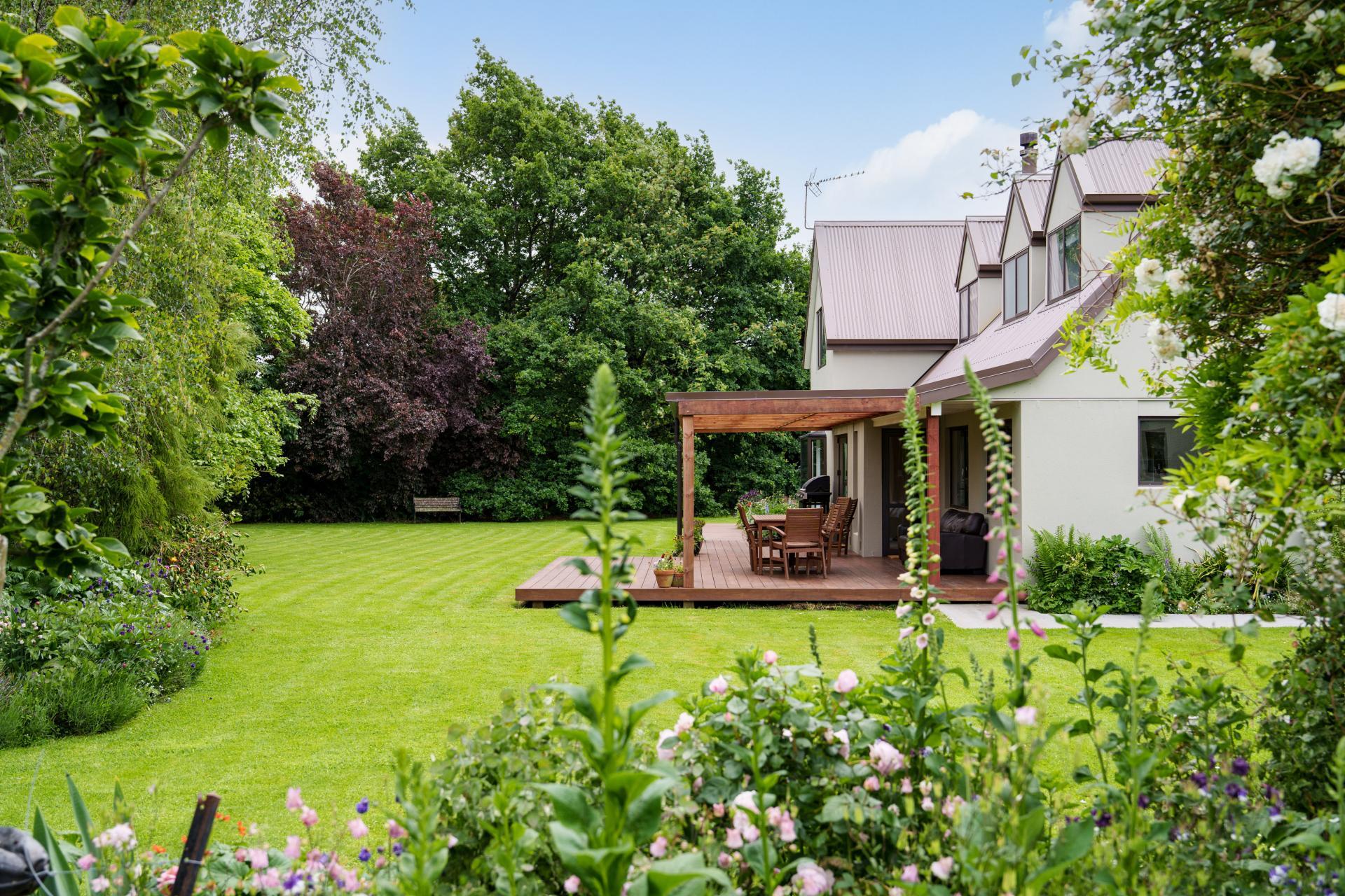 8 Rutherford Road, Mosgiel