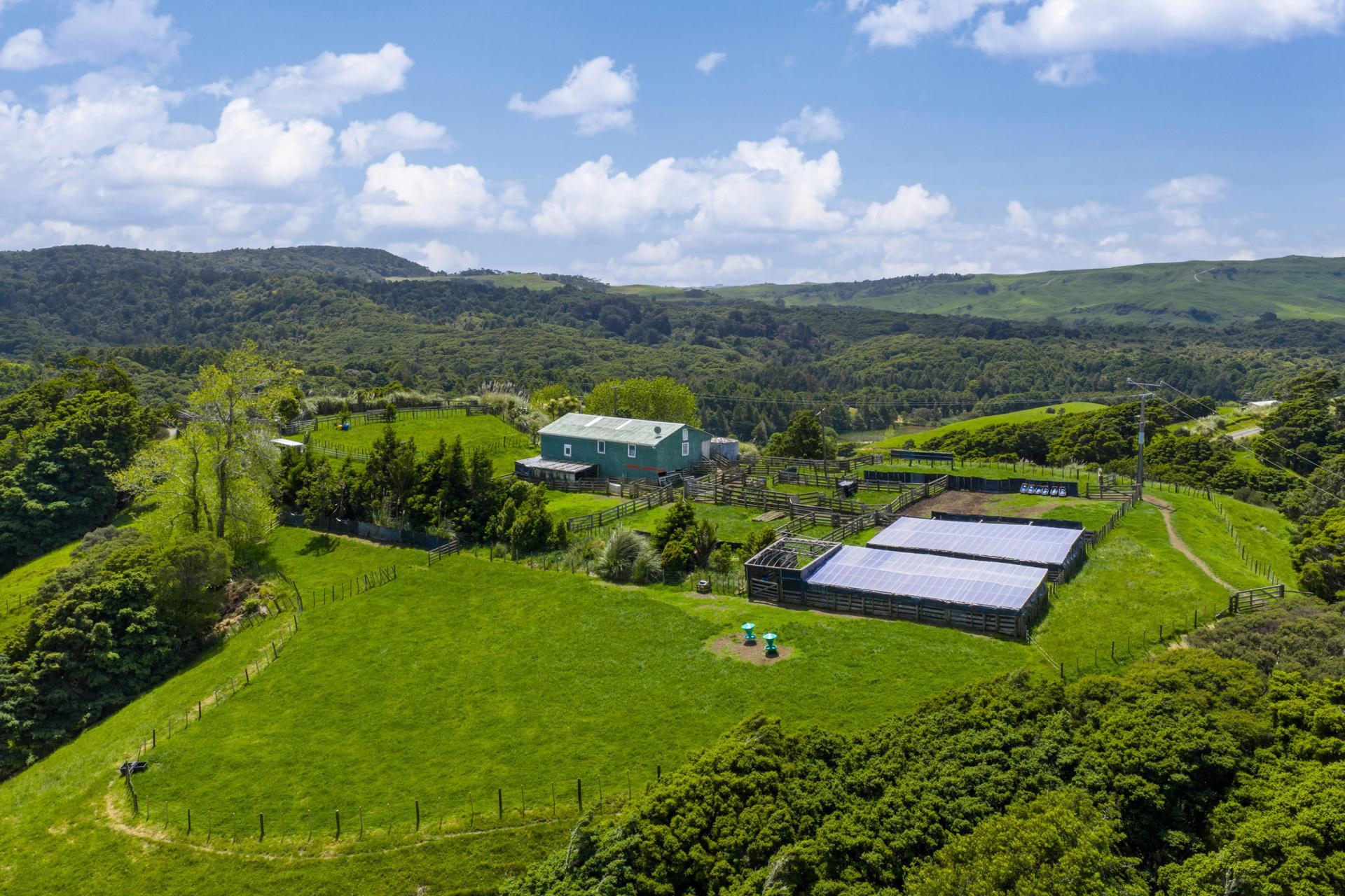 Te Akau Coast Road, Te Akau