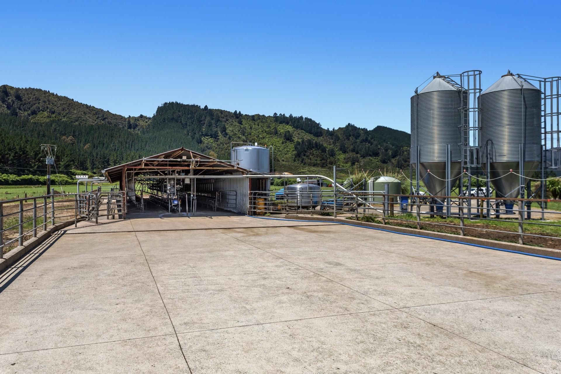 2106 Galatea Road, Waiohau