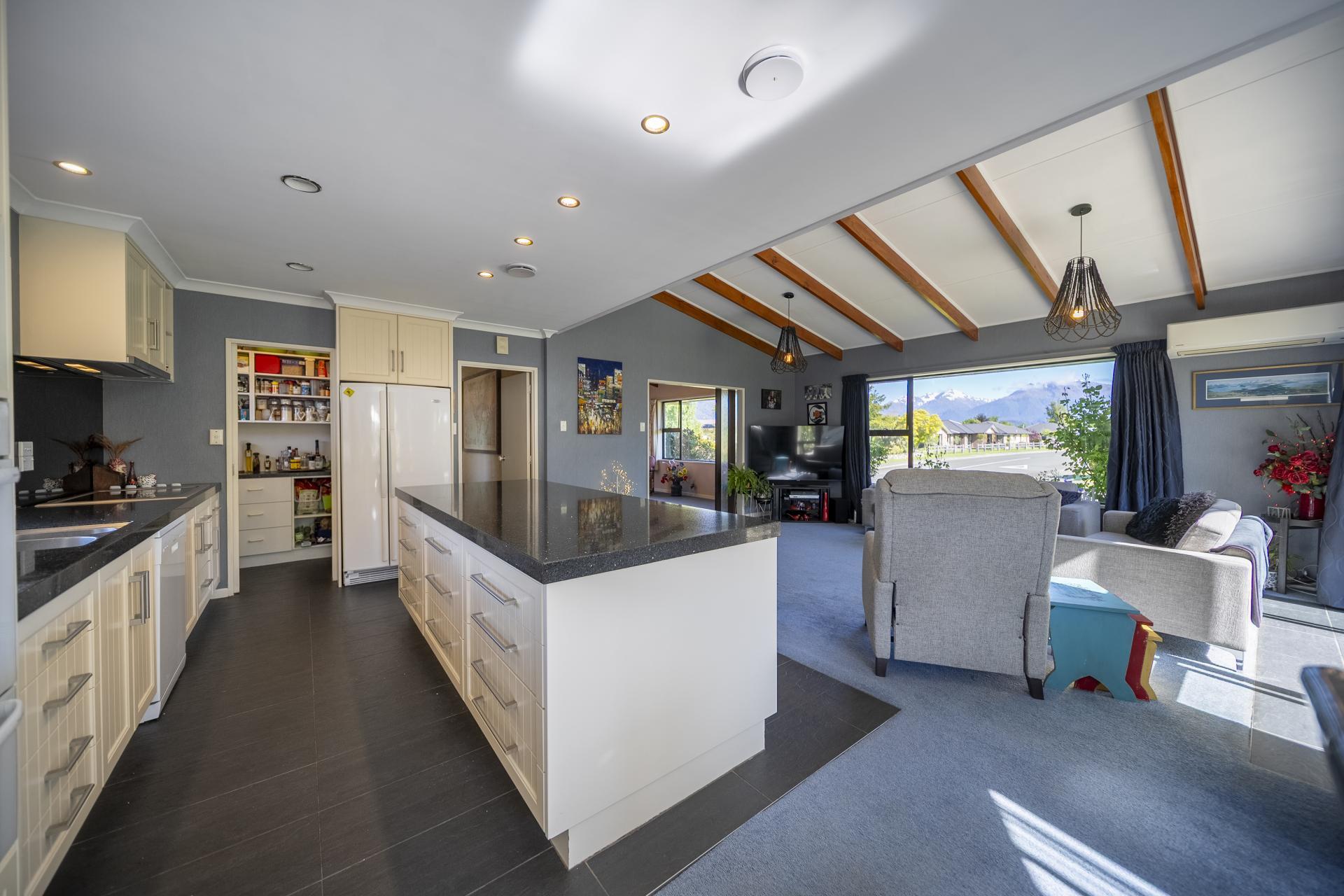 8 Bowen Street, Te Anau