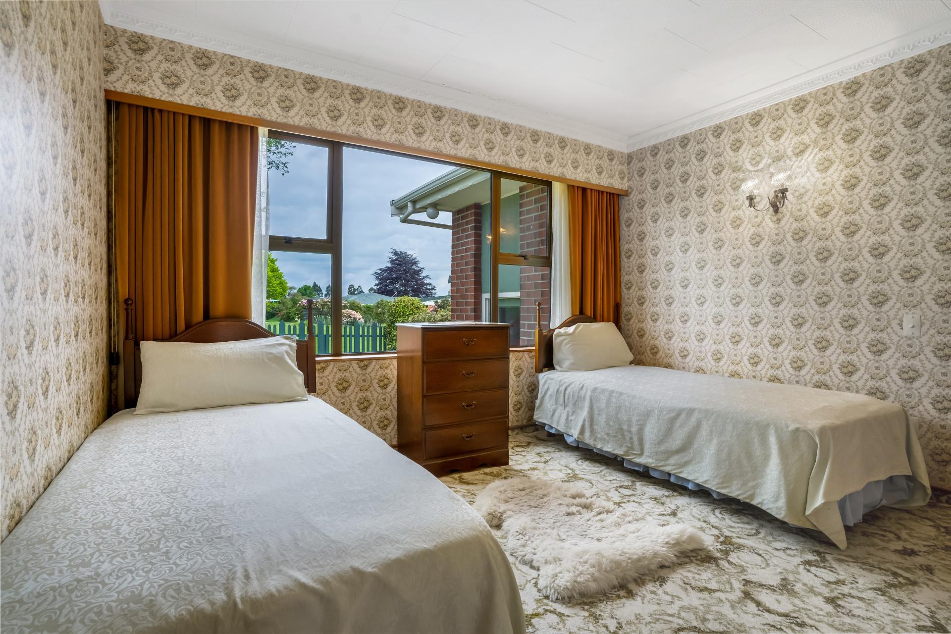 30 Waterford Drive, Winton