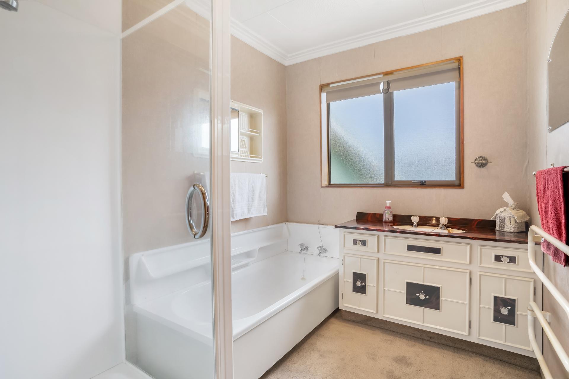 30 Waterford Drive, Winton