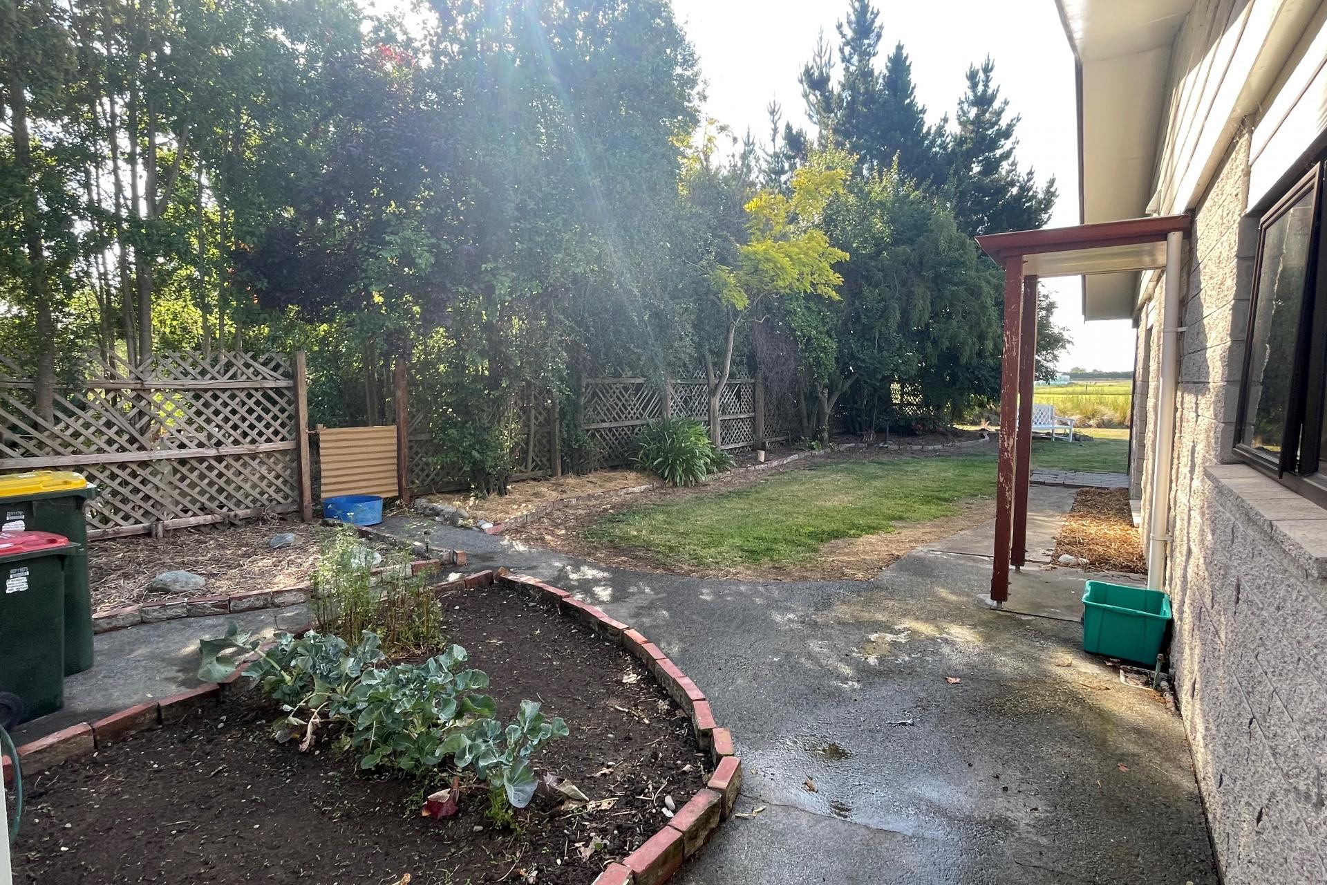 370 Boundary Road, Willowby