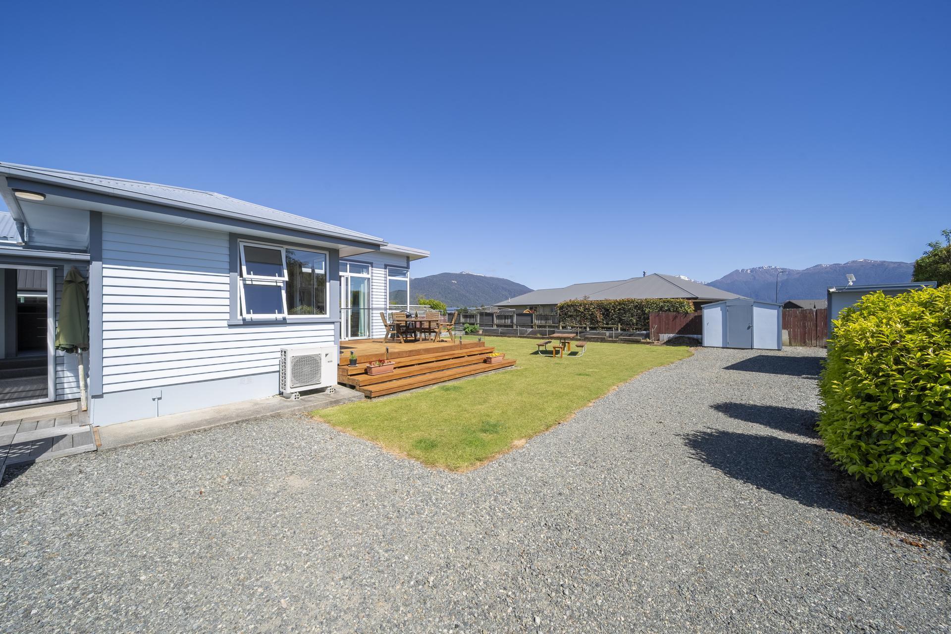93 Matai Street, Te Anau
