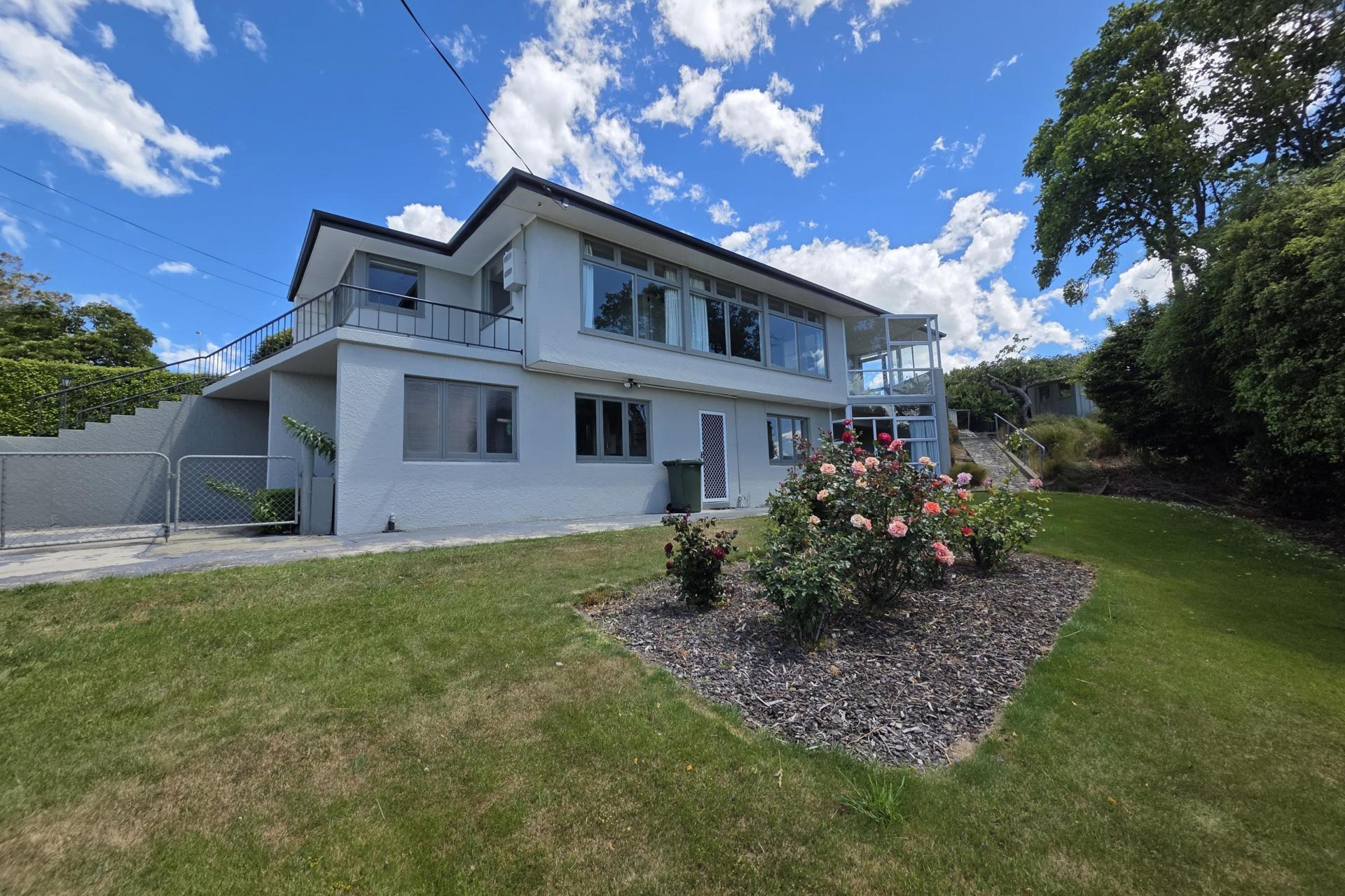 6 Solway Street, Holmes Hill