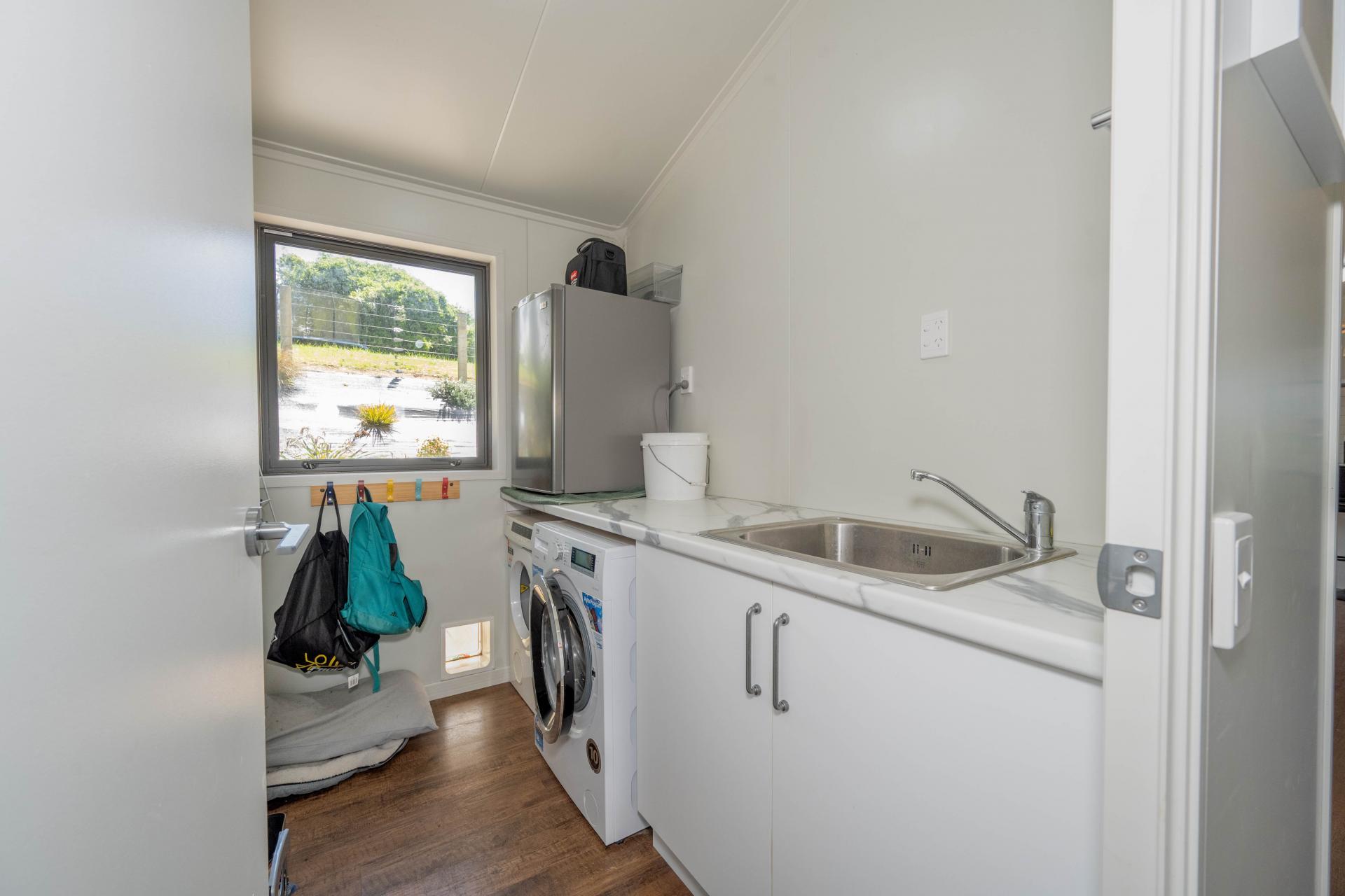 1052A Mangarino Road, Hangatiki