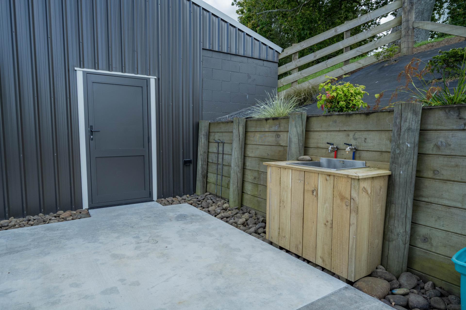 1052A Mangarino Road, Hangatiki