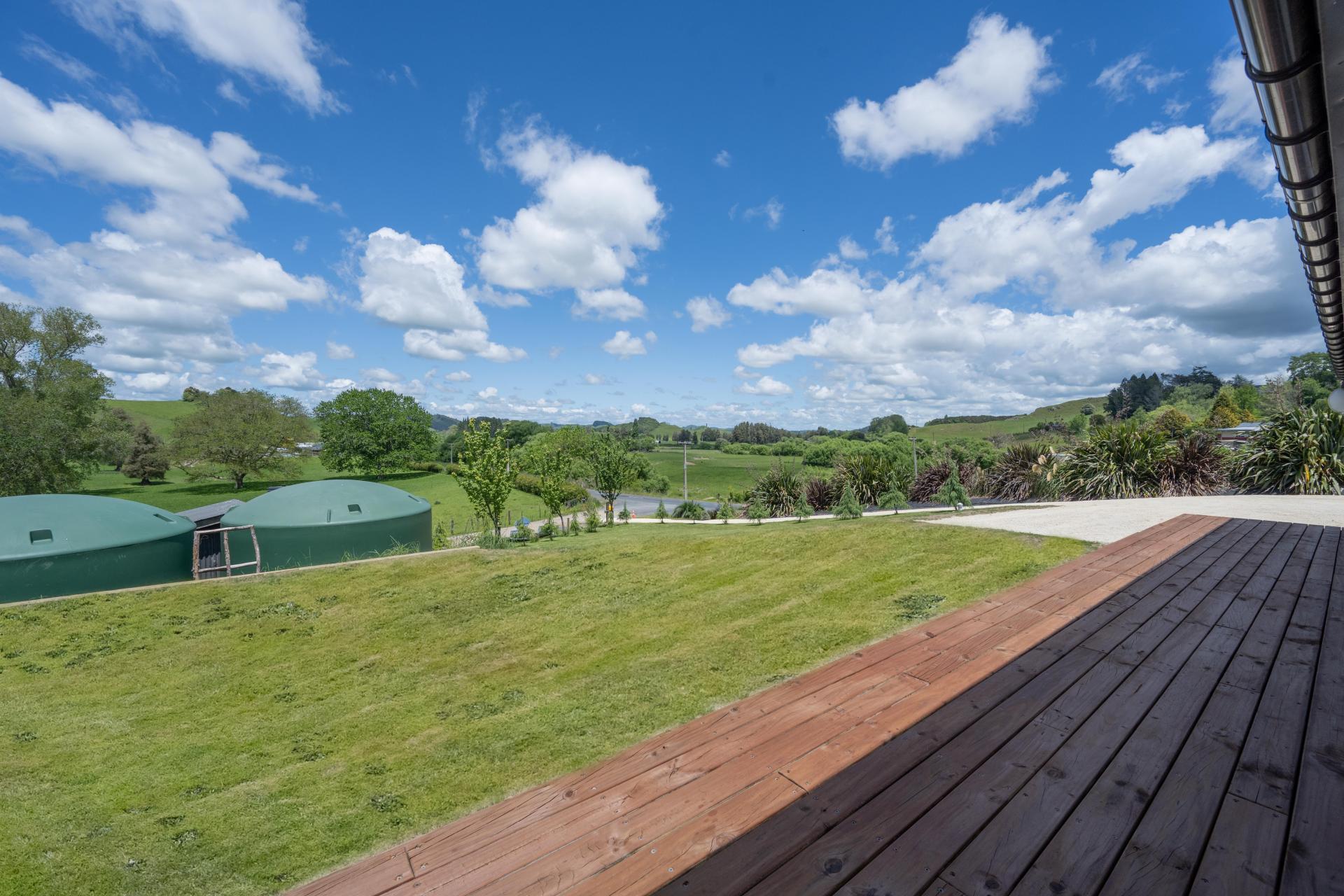 1052A Mangarino Road, Hangatiki