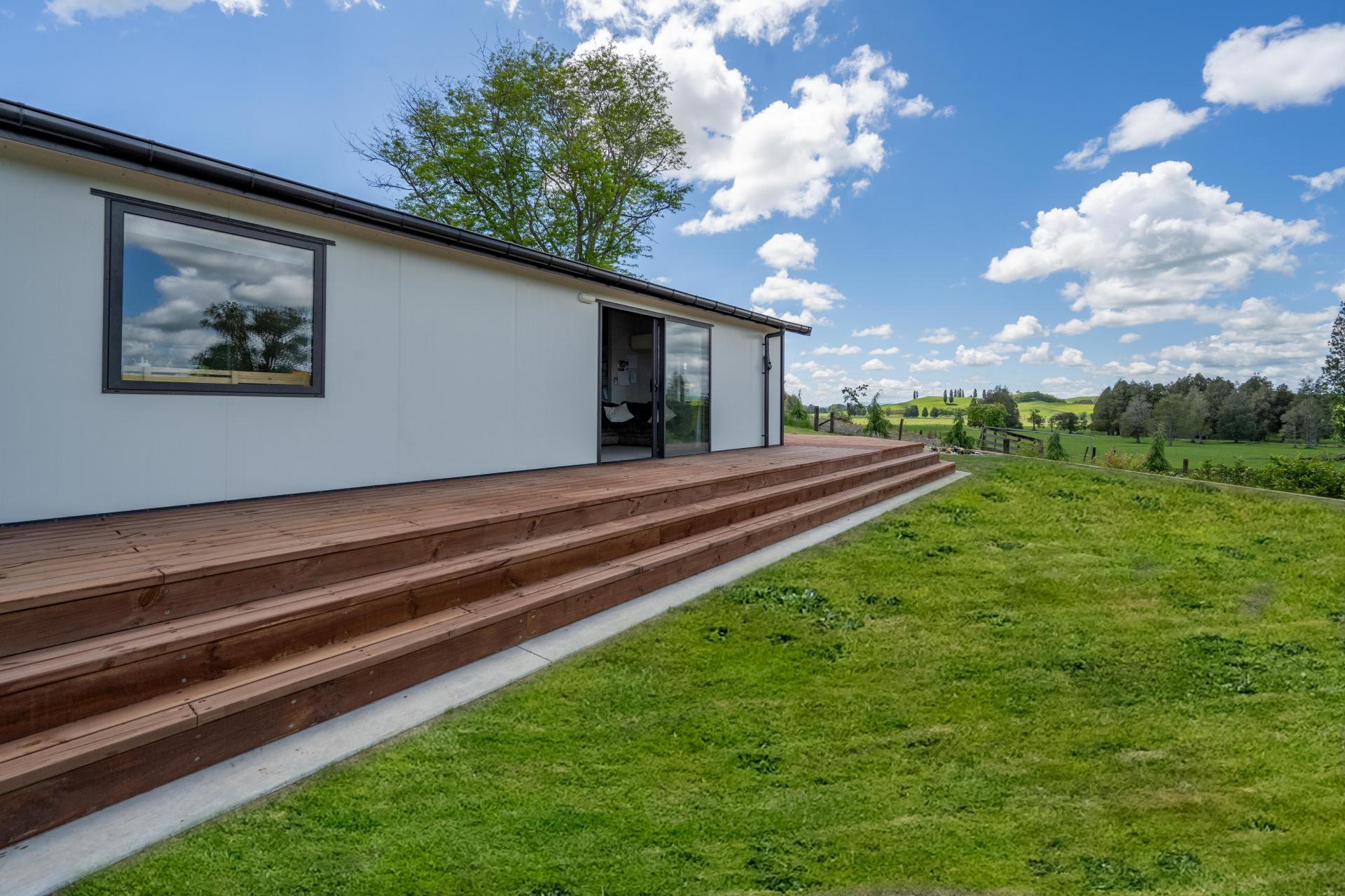 1052A Mangarino Road, Hangatiki