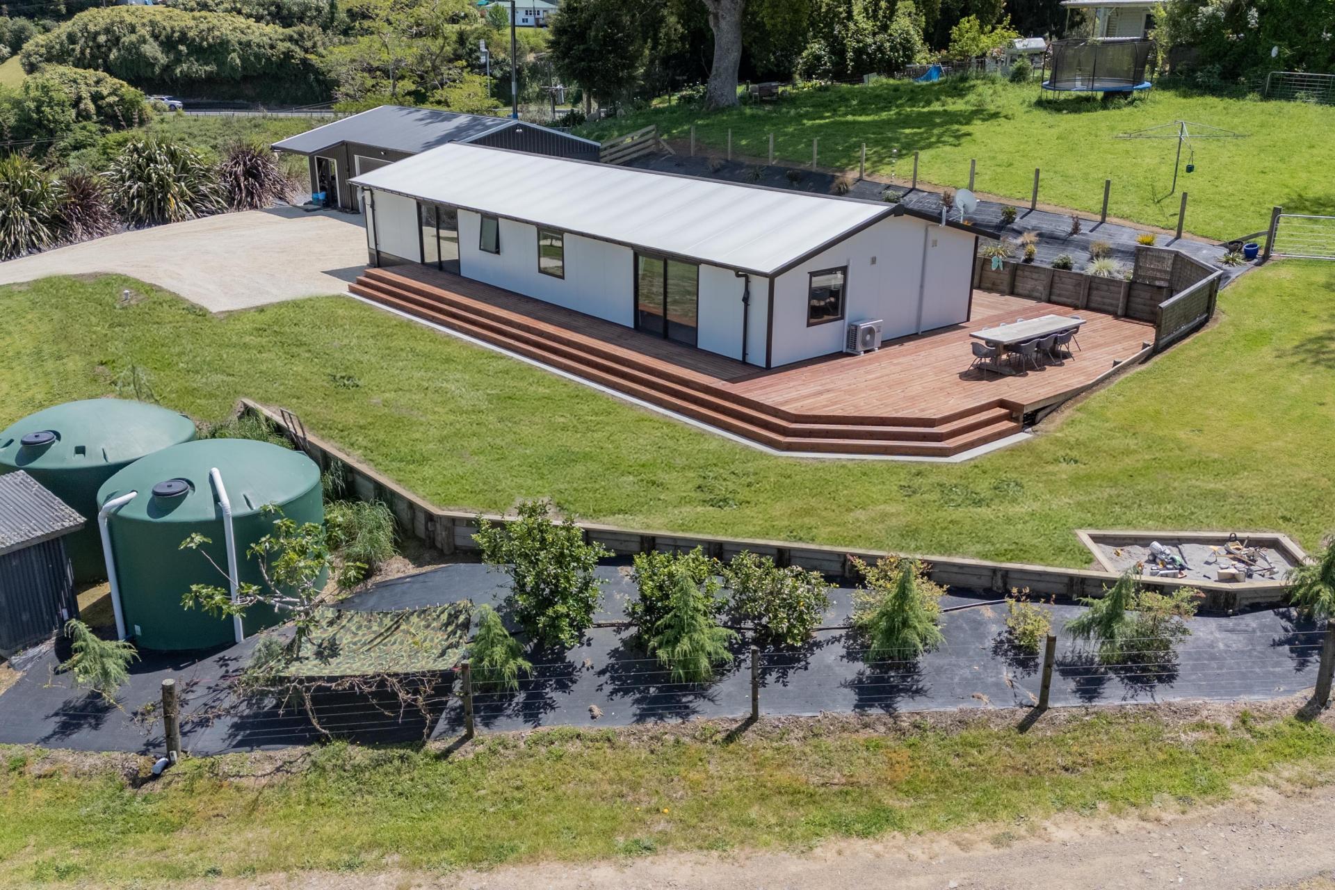 1052A Mangarino Road, Hangatiki