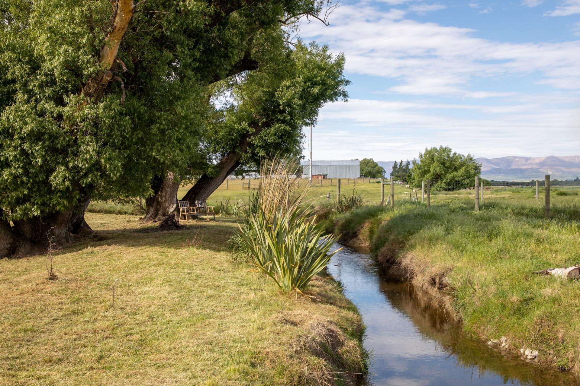 4062 Becks-Lauder Road, Becks