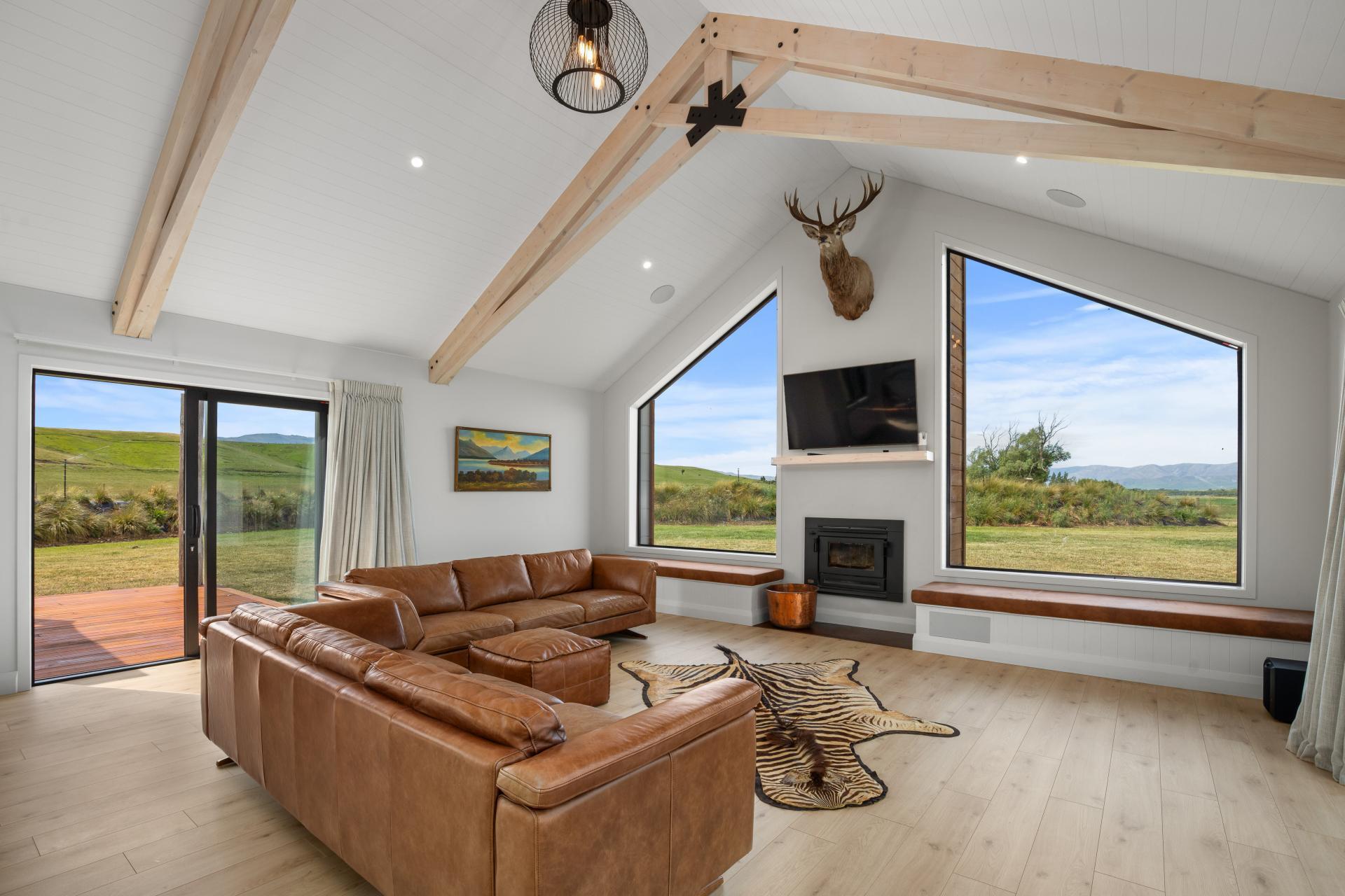 4062 Becks-Lauder Road, Becks