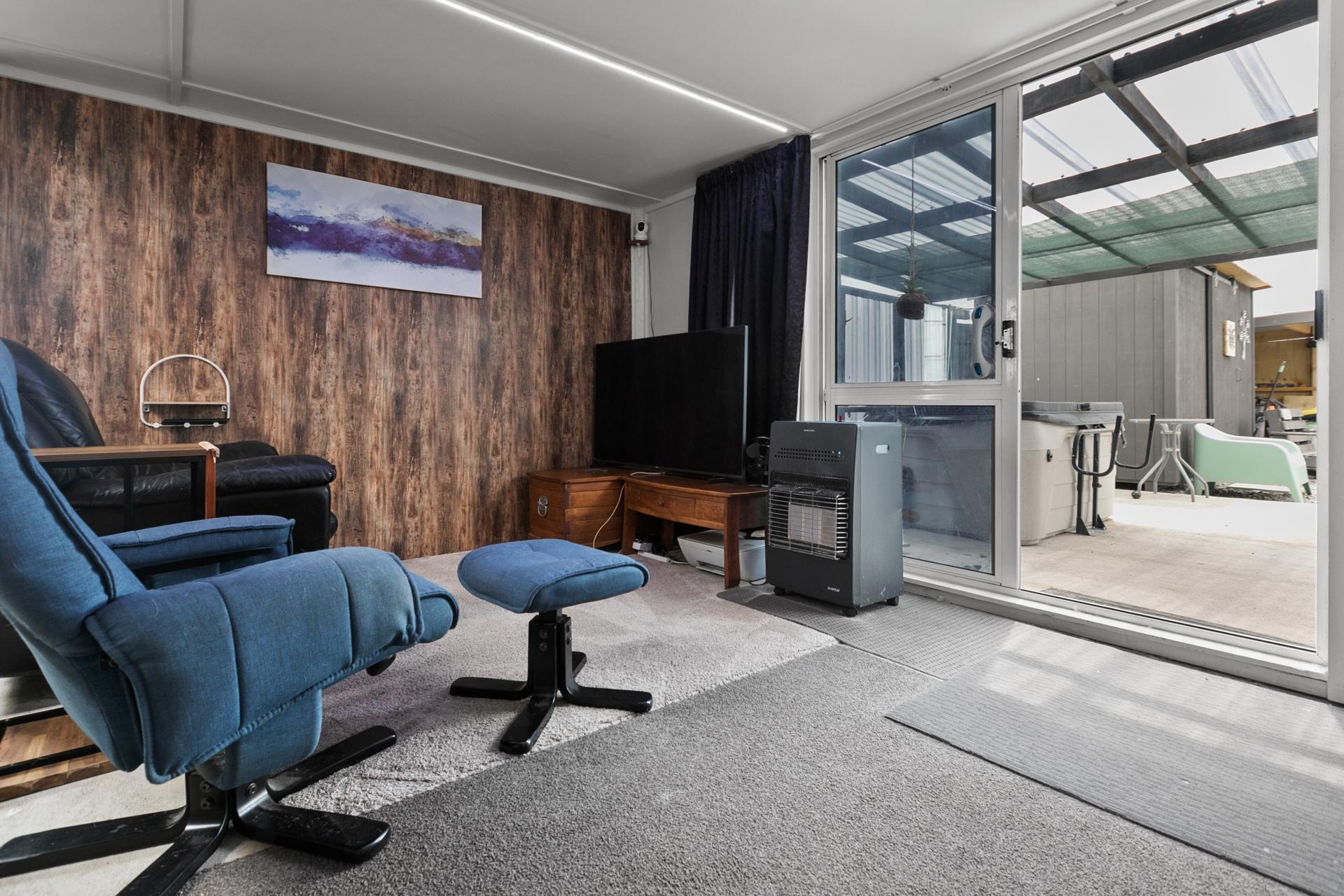 64 Farm Road, Waipukurau