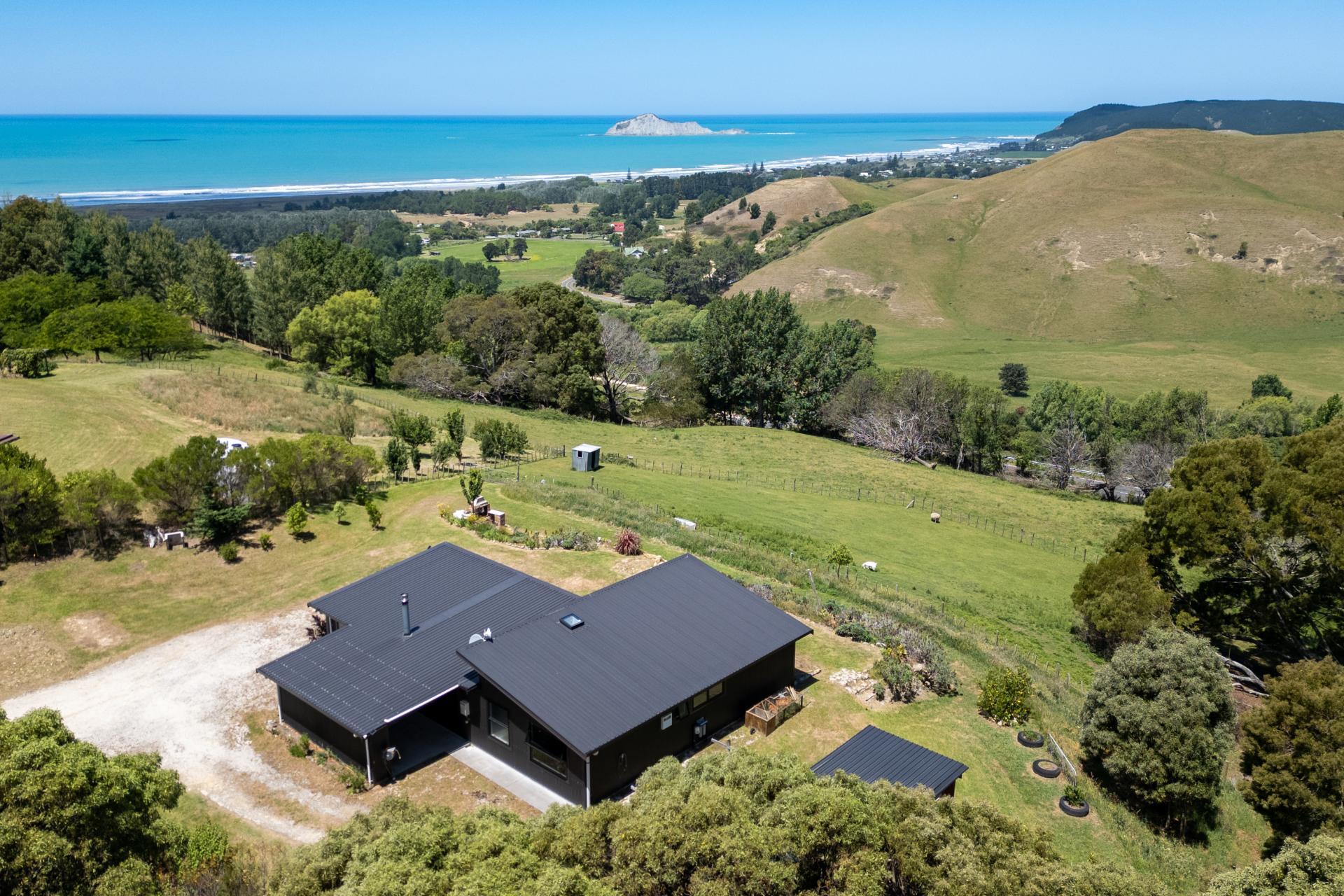 1995 Waimarama Road, Waimarama