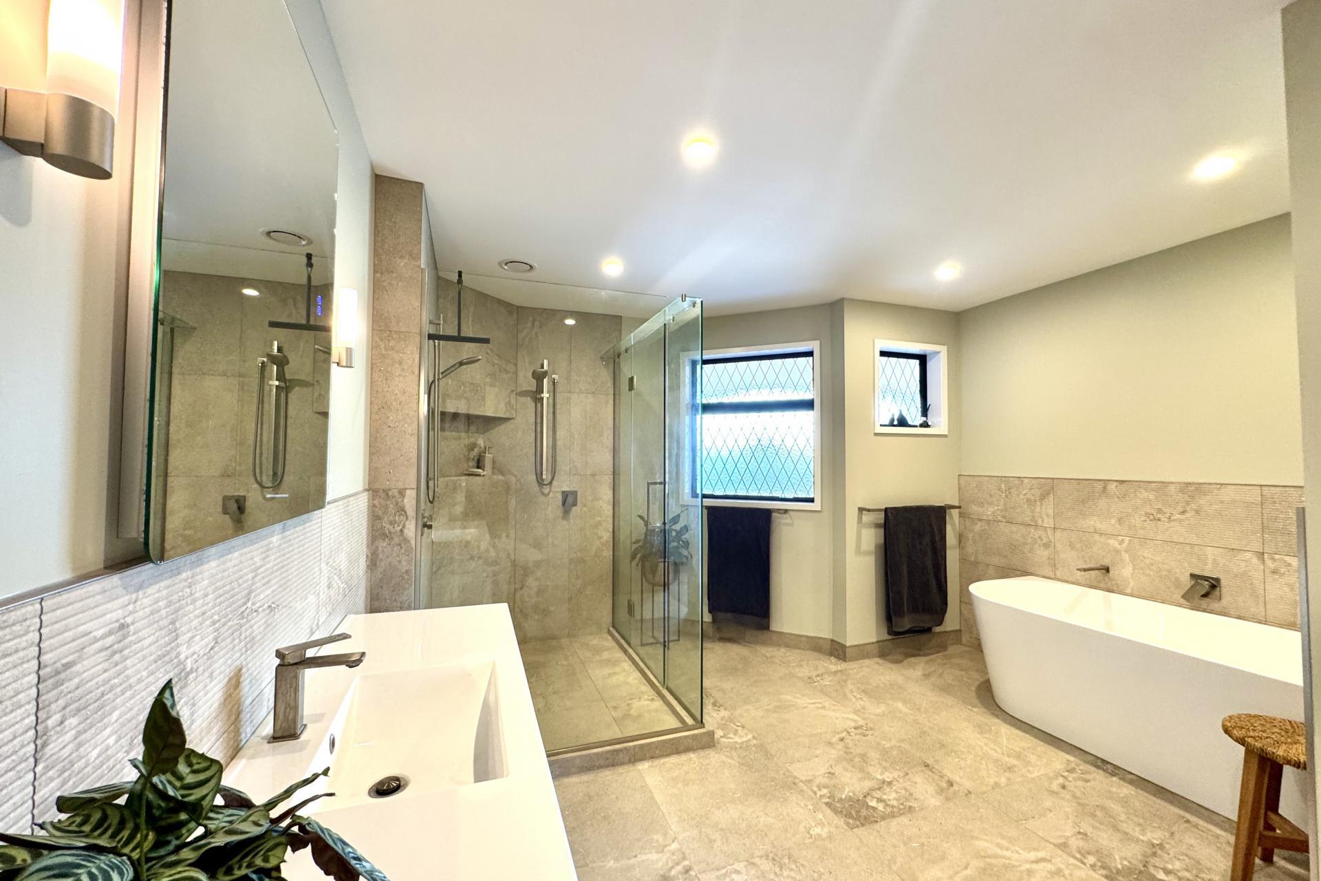 356 Hadlow Road, Claremont