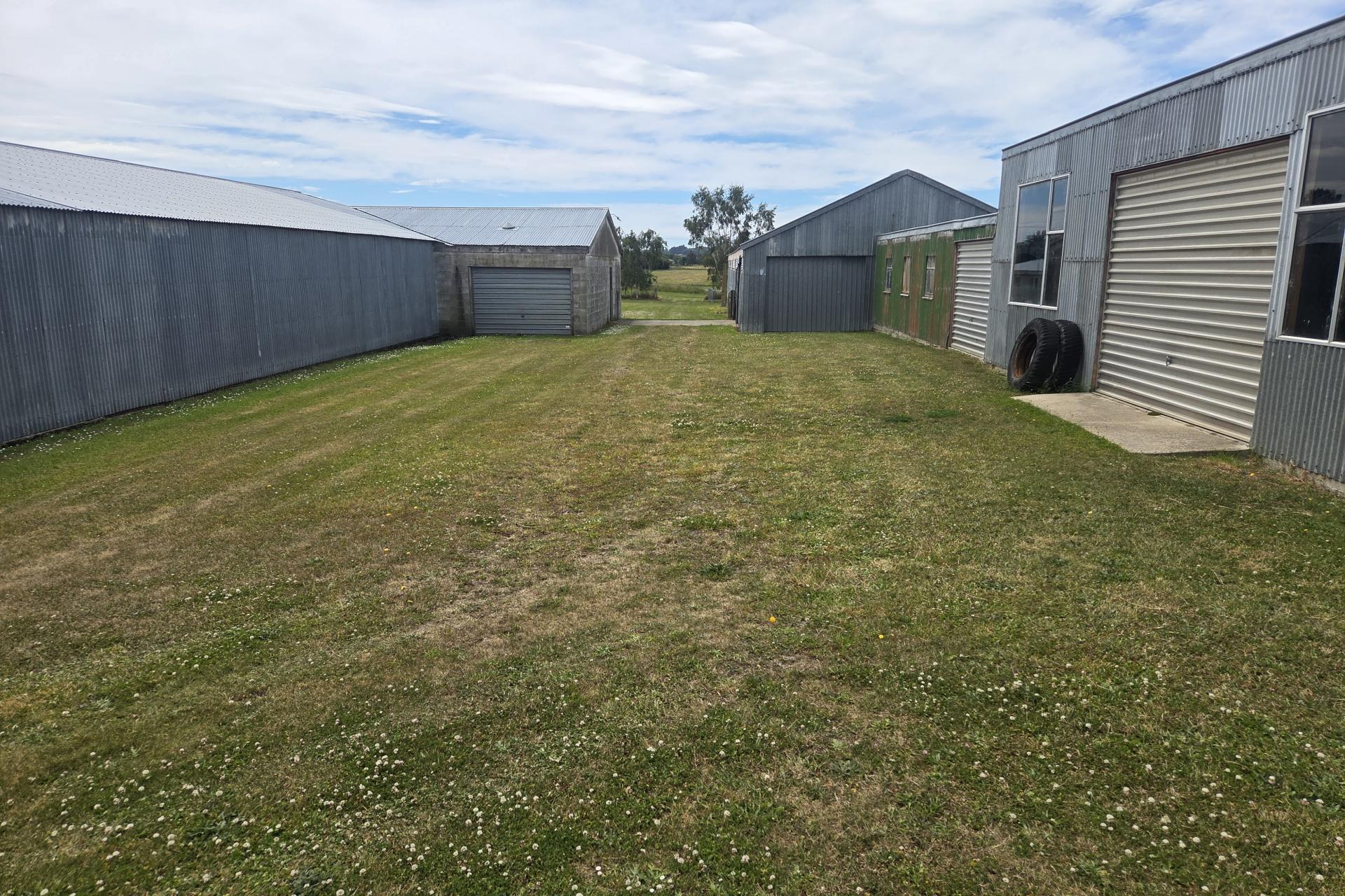 Parsons Road, Weston