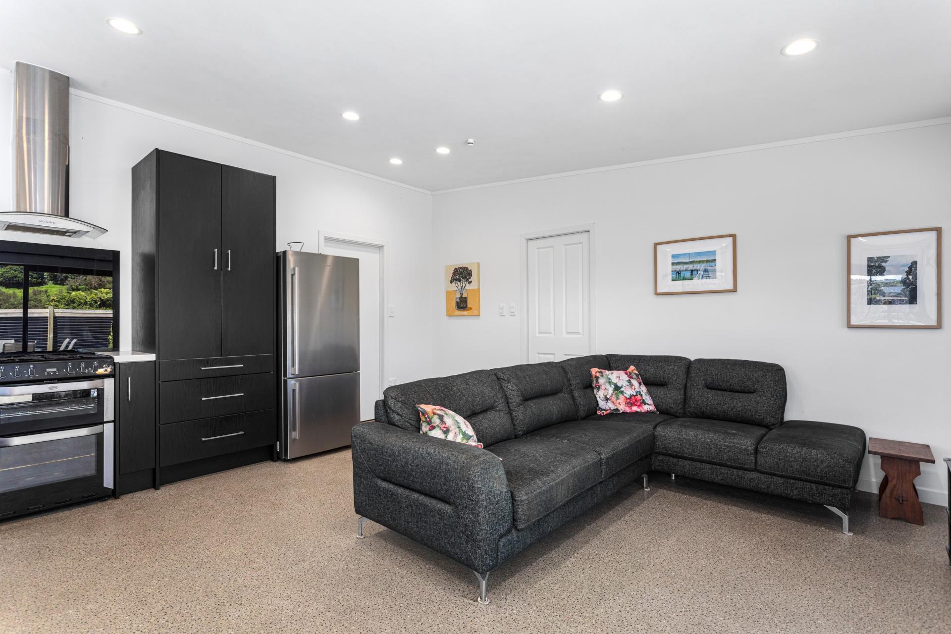 25B Panekaha Road, Wainui