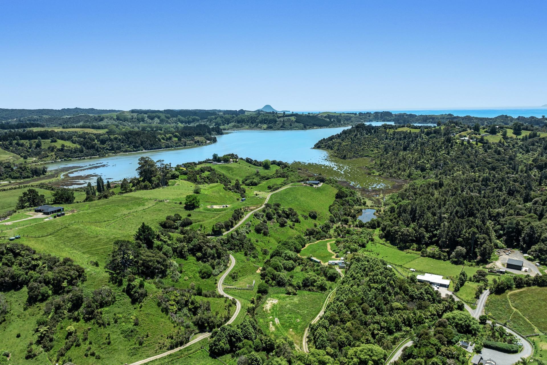 25B Panekaha Road, Wainui