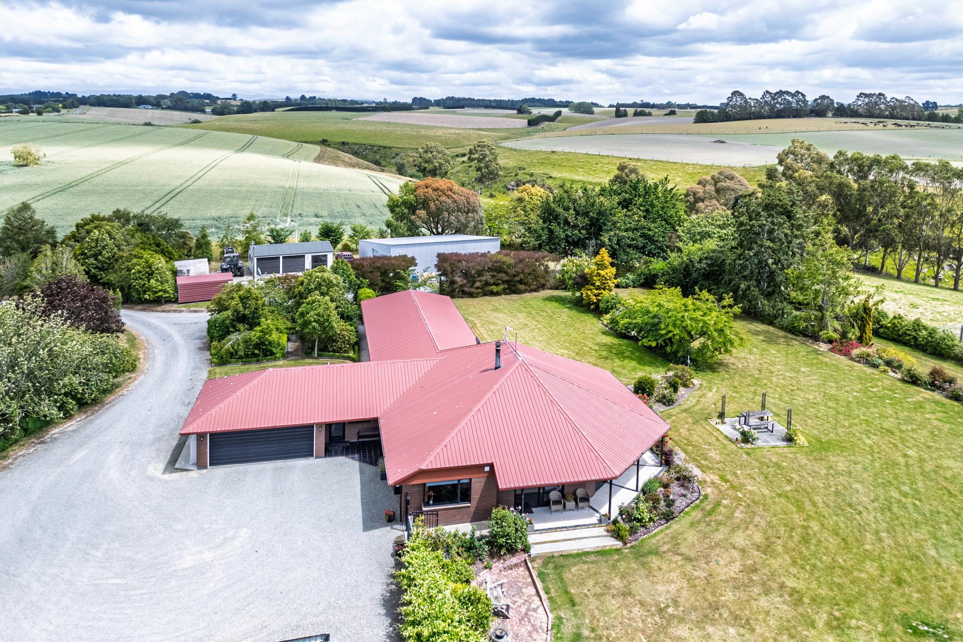 356 Hadlow Road, Claremont