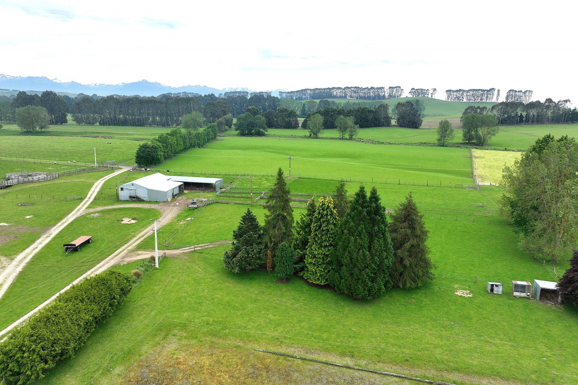 1148 Blackmount Redcliff Road, Whare Creek