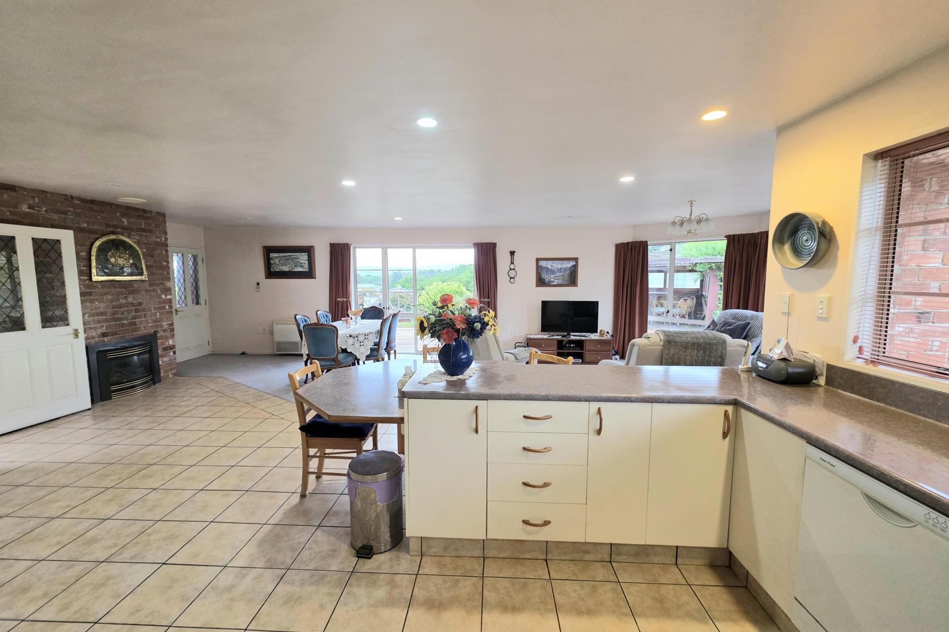 79 Maudes Road, Deborah