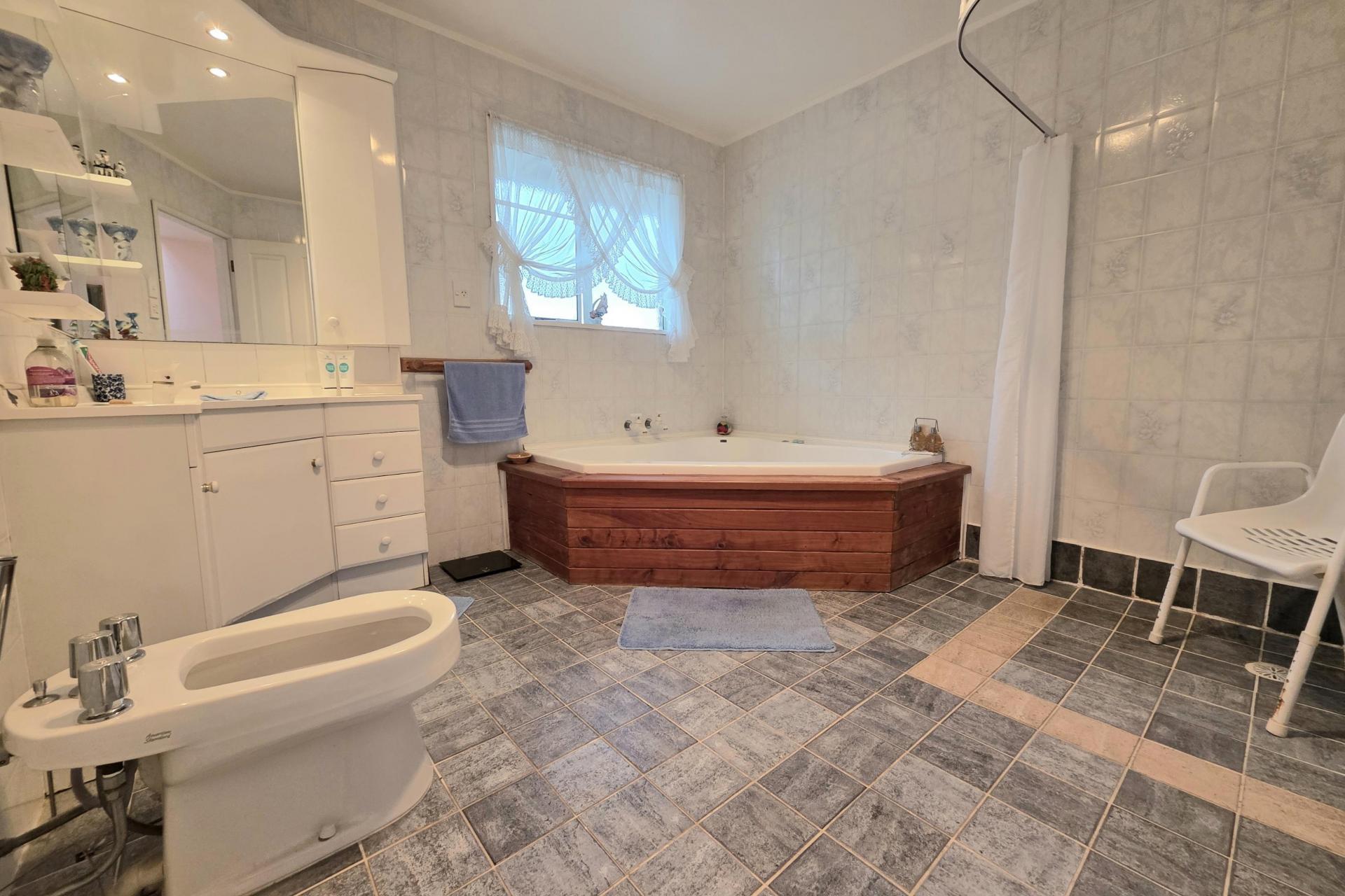 79 Maudes Road, Deborah