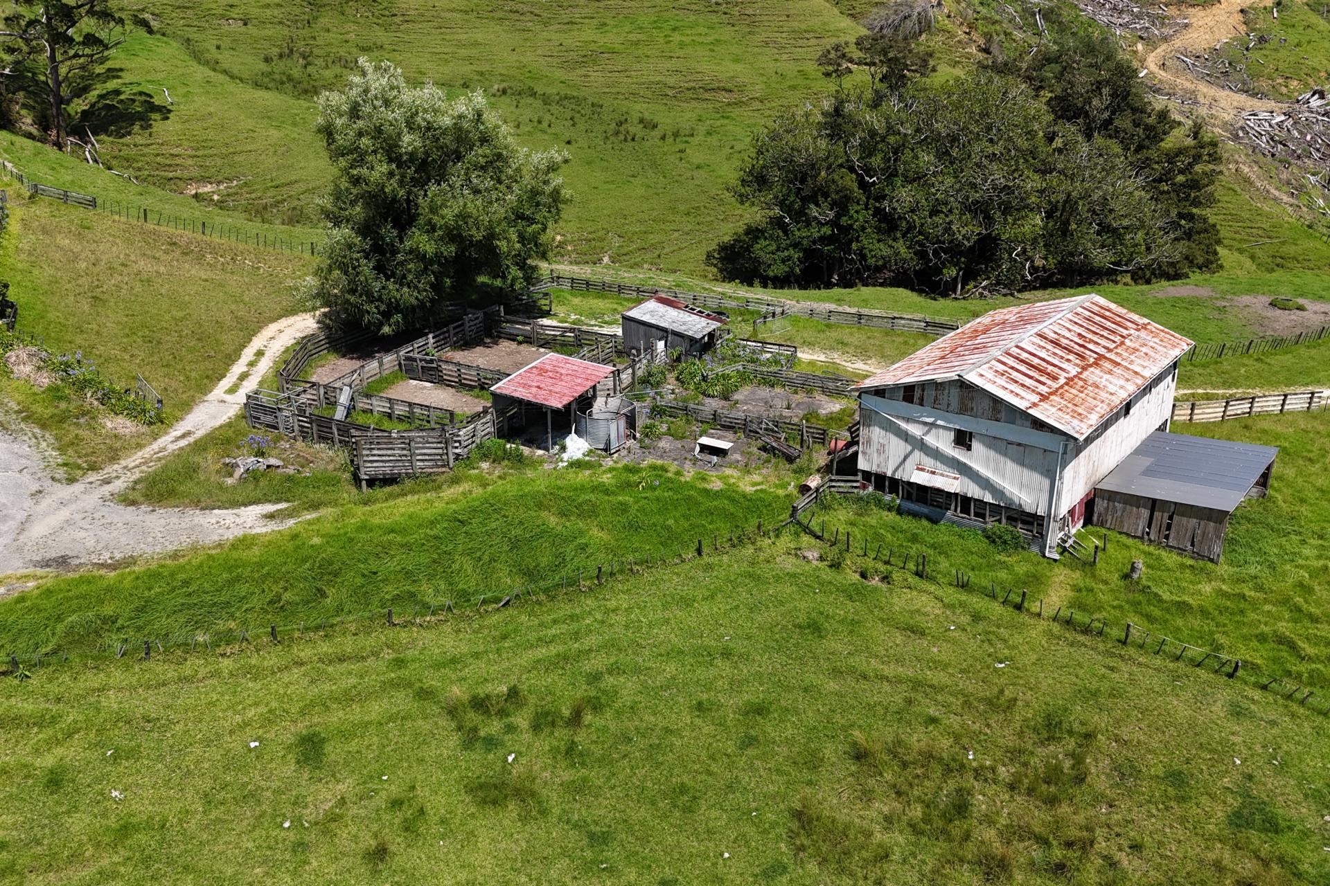 444 Wharekawa Road, Oue